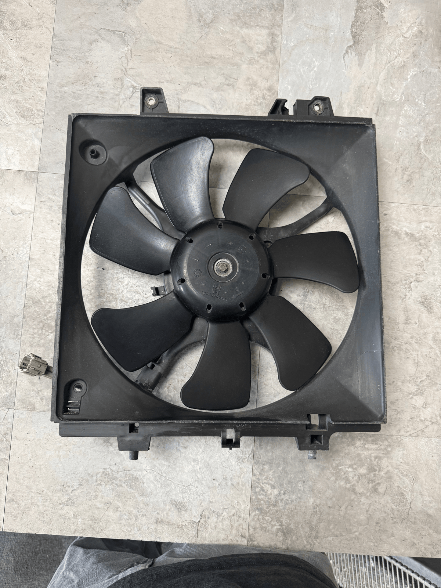 OEM 04-07 Subaru WRX STi LH Radiator Cooling Fan Assembly