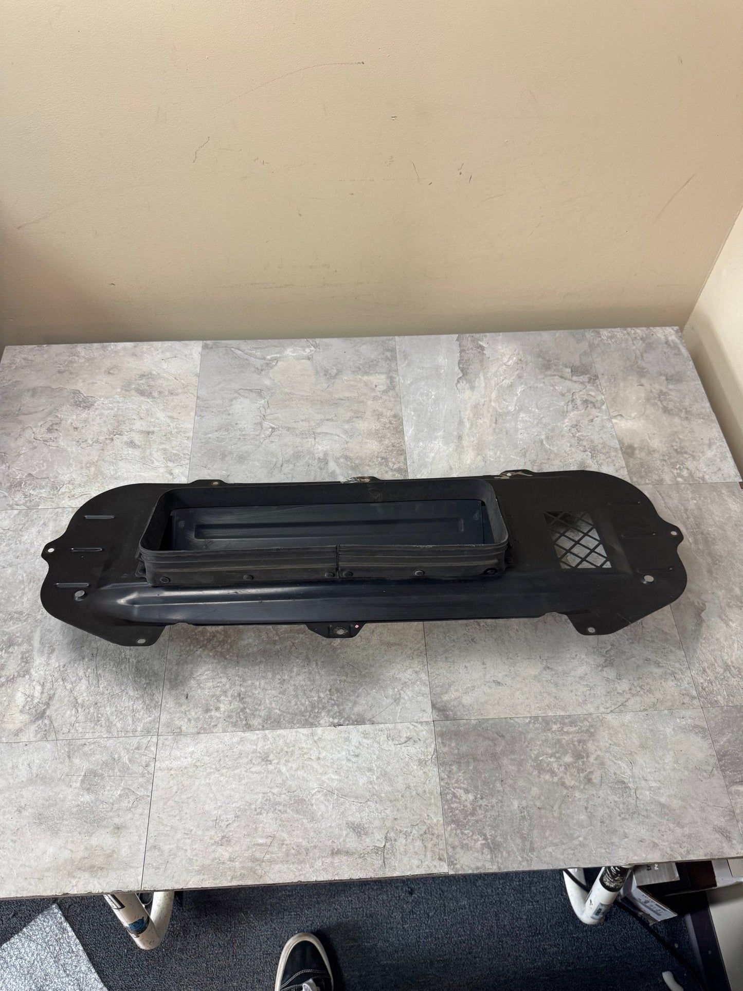 Subaru OEM 2002-2003 Impreza WRX Hood Scoop Splitter Assembly