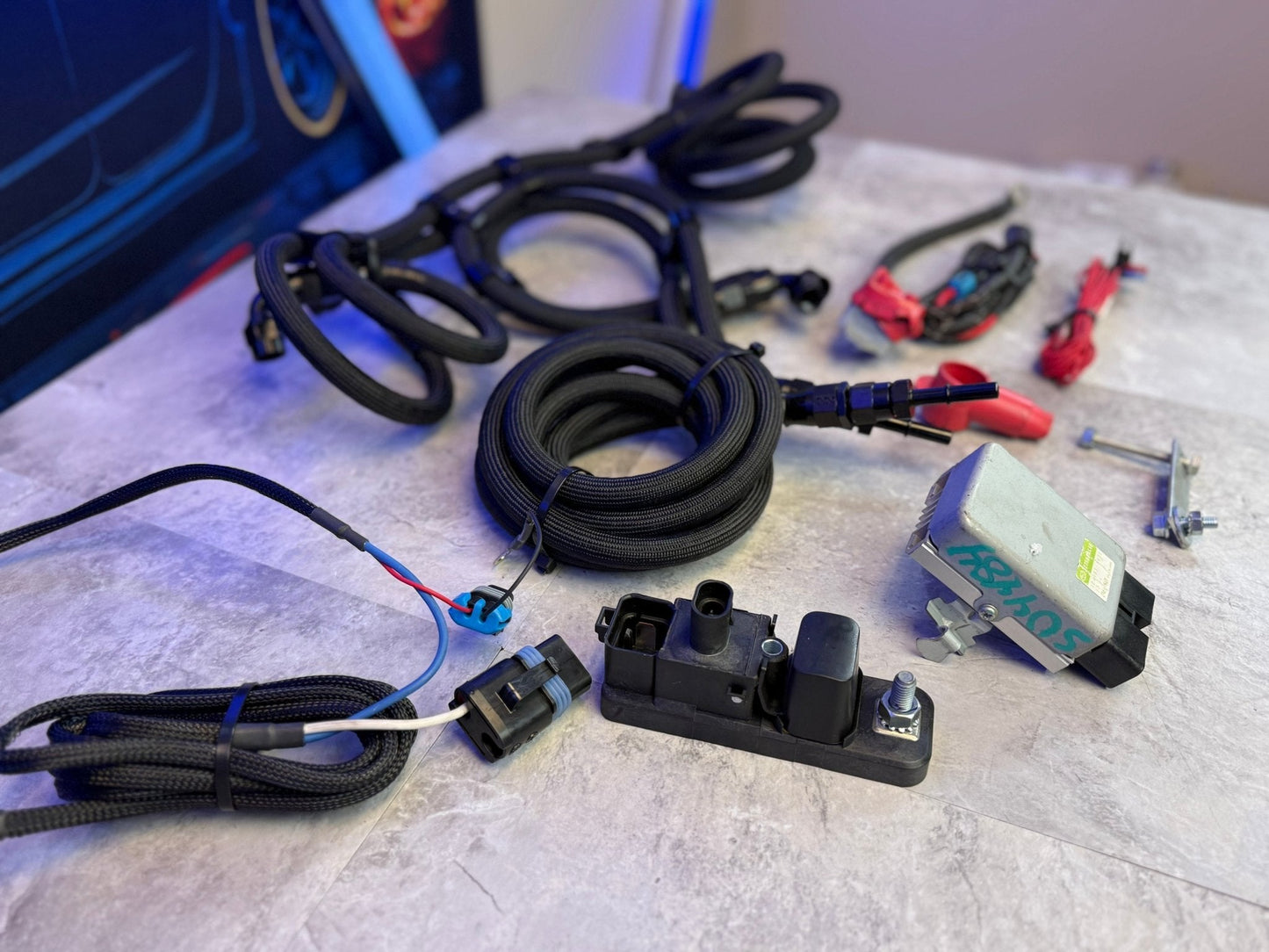 Radium Surge Tank Subaru STi 2015-2021 AEM 340 Pump & I Wire Kit