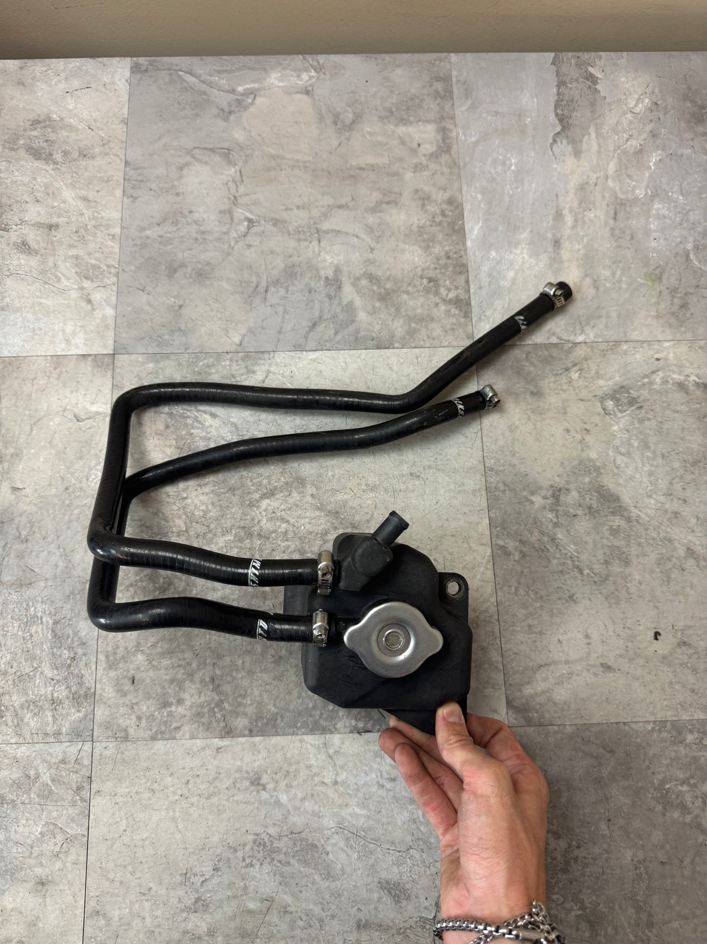 OEM 2002-2007 Subaru Impreza WRX STi 21132AA075 Tank Assembly With Mishimoto Hoses