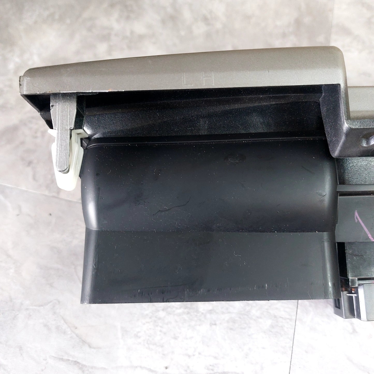 02-04 SUBARU IMPREZA WRX STi CENTER VENT CENTER DASH VENT AC HEATER OEM
