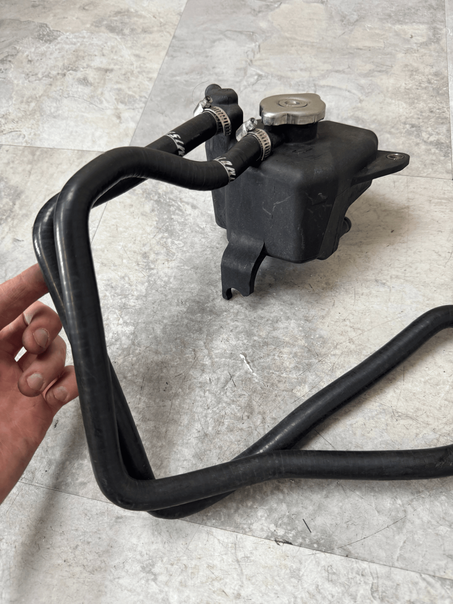 OEM 2002-2007 Subaru Impreza WRX STi 21132AA075 Tank Assembly With Mishimoto Hoses
