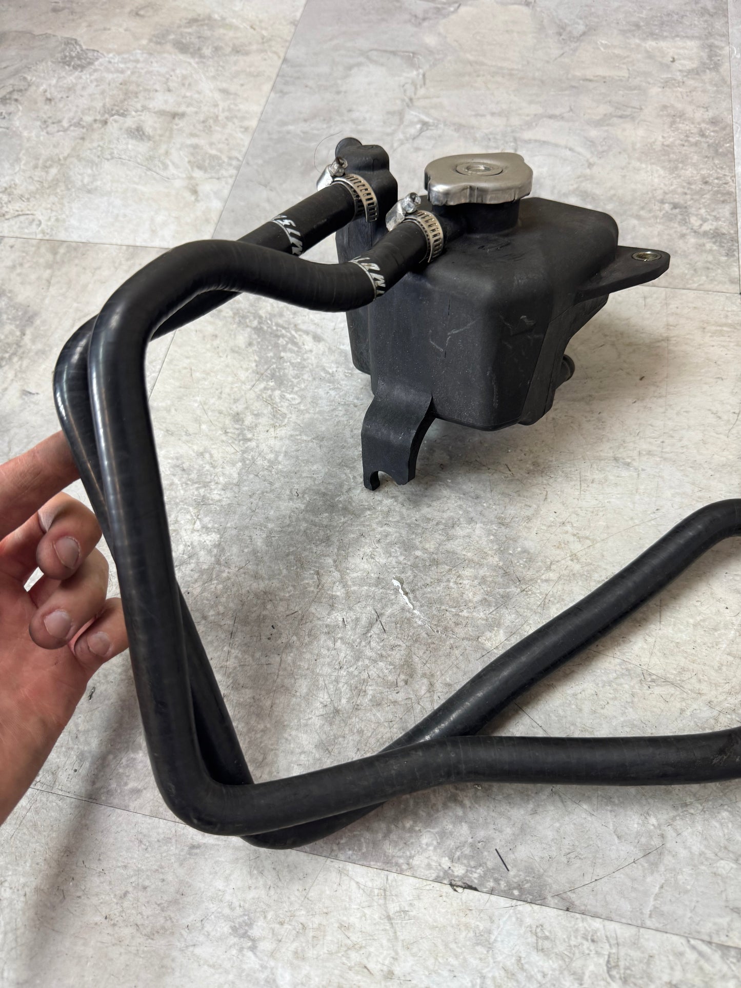 OEM 2002-2007 Subaru Impreza WRX STi 21132AA075 Tank Assembly With Mishimoto Hoses