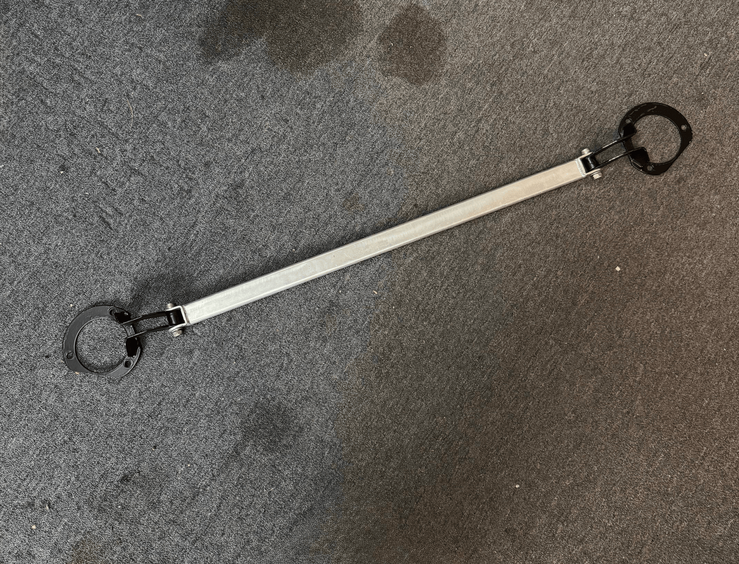 Aftermarket REAR Strut Brace For 02-07 Subaru Impreza WRX/STi