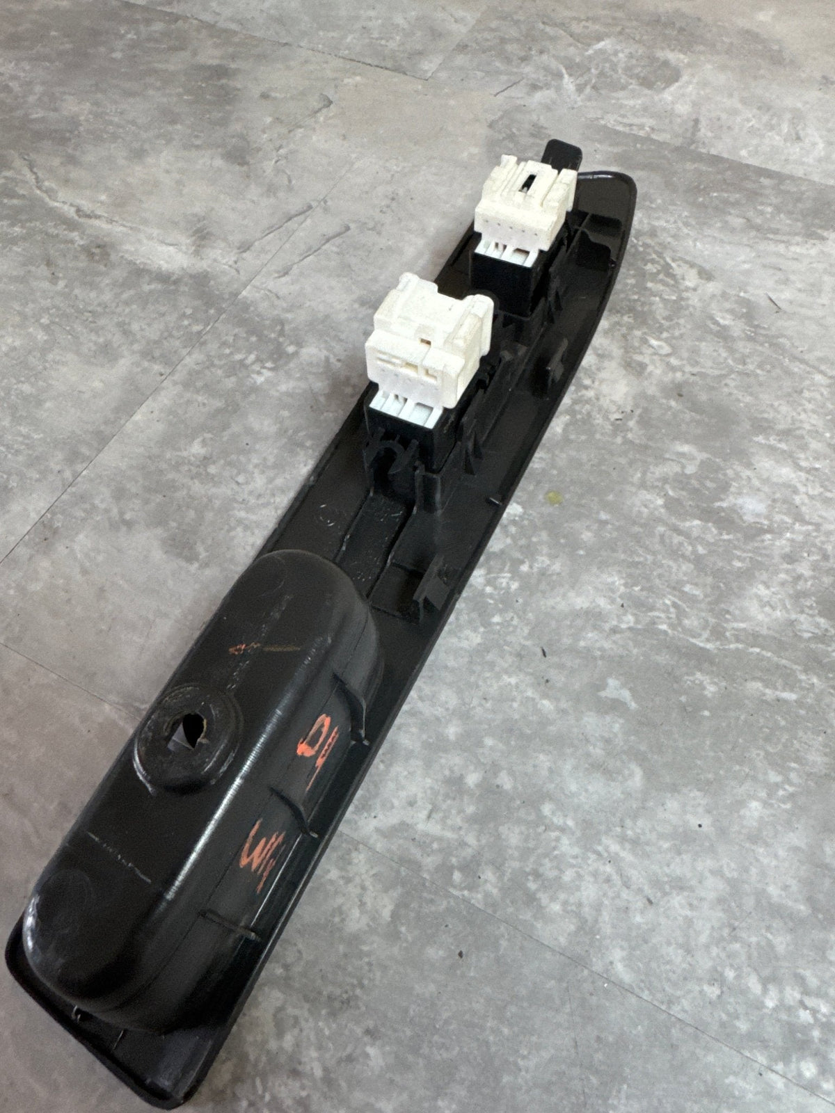 2005-2007 Subaru Impreza WRX STi OEM Fr RH Window Switch Trim (2)