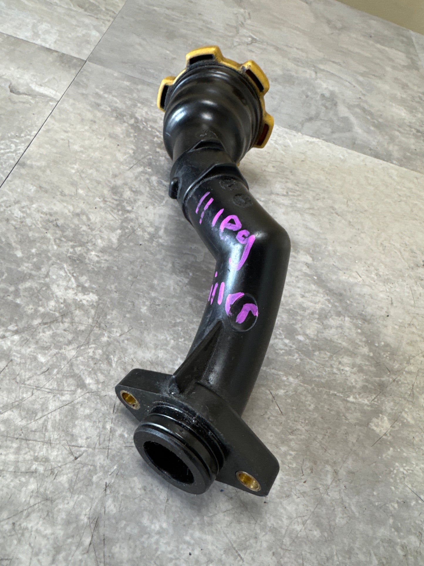 OEM 2010-2011 Subaru Legacy 2.5 Oil Filler Neck