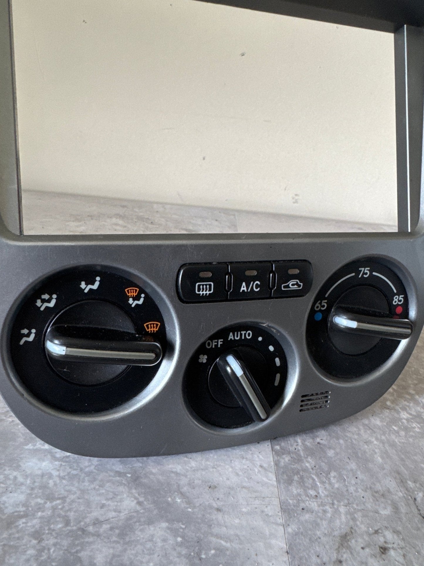 2004 Subaru WRX STI OEM Dash Center AC Climate Control Switch