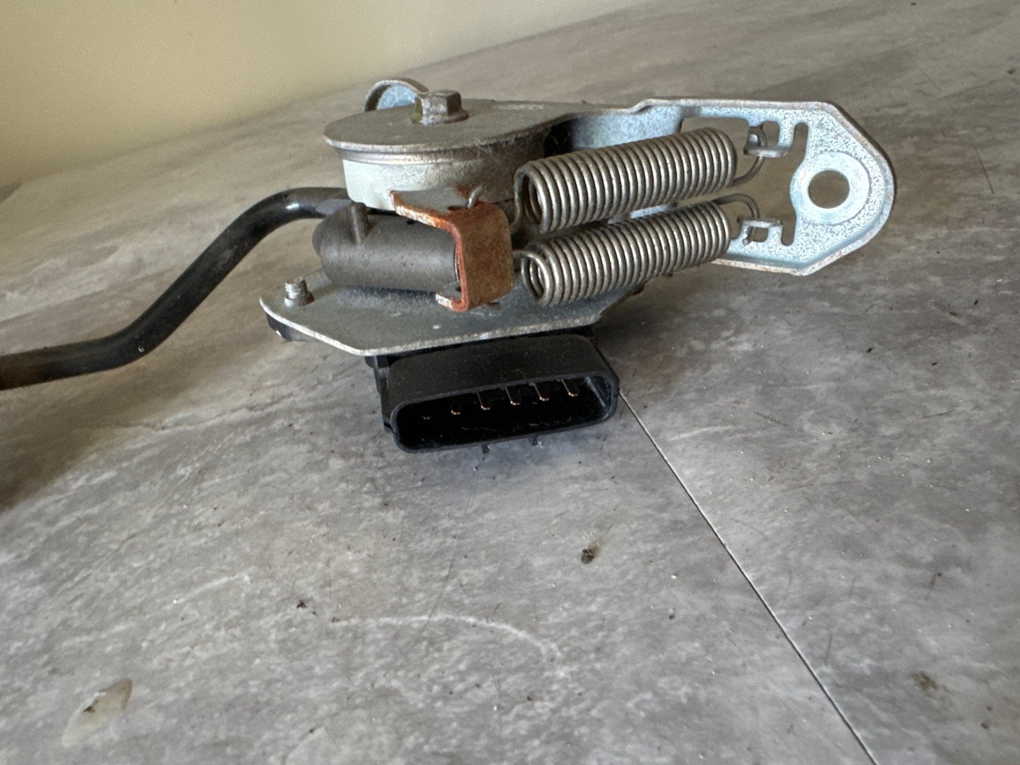 OEM 2004-2006 Subaru Impreza WRX STi Gas Pedal Assembly 36010FE020 (04 STi)