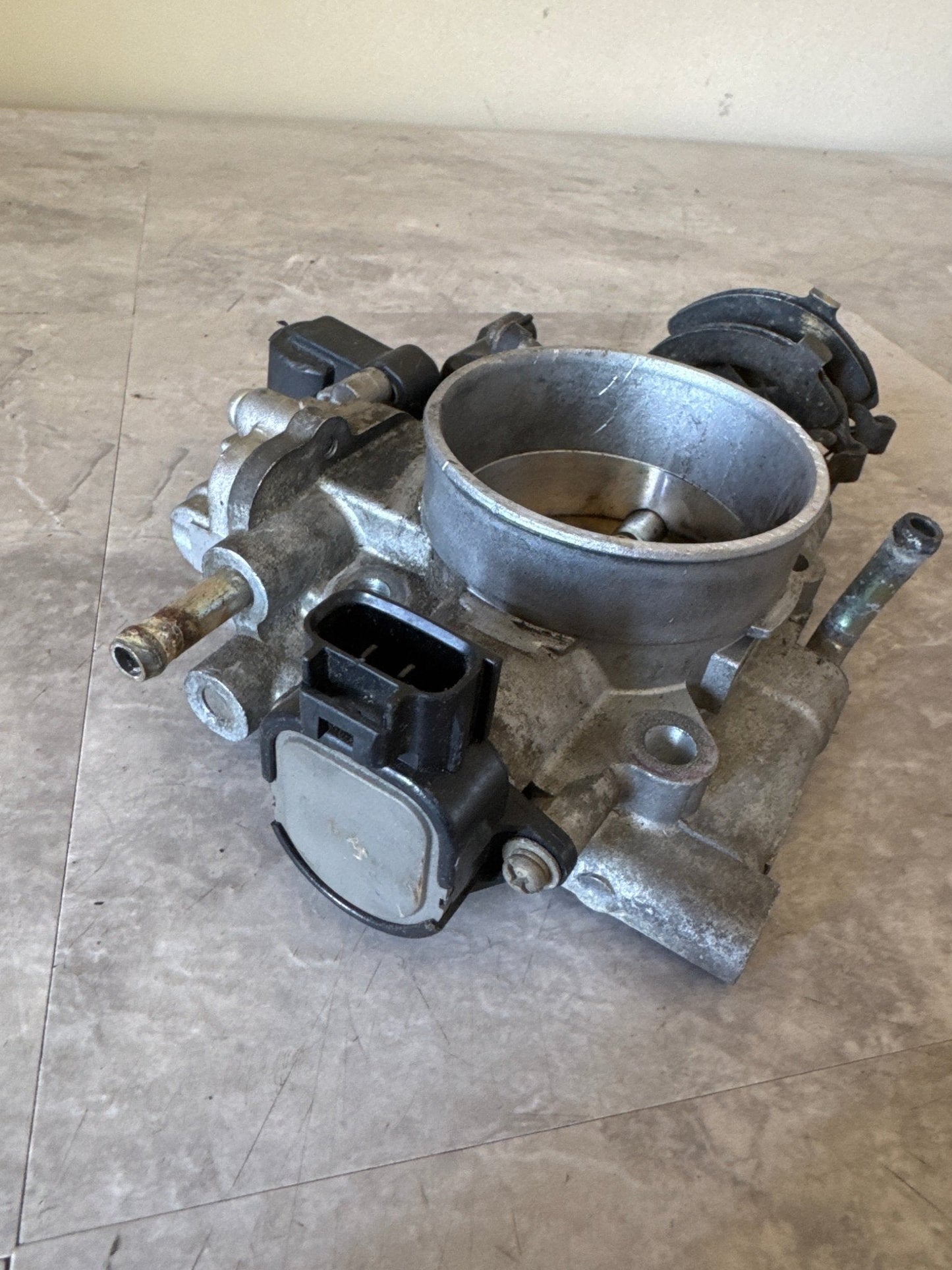 OEM 02-04 Subaru WRX Throttle Body Assembly 16114AB023 (02 WRX) (2)