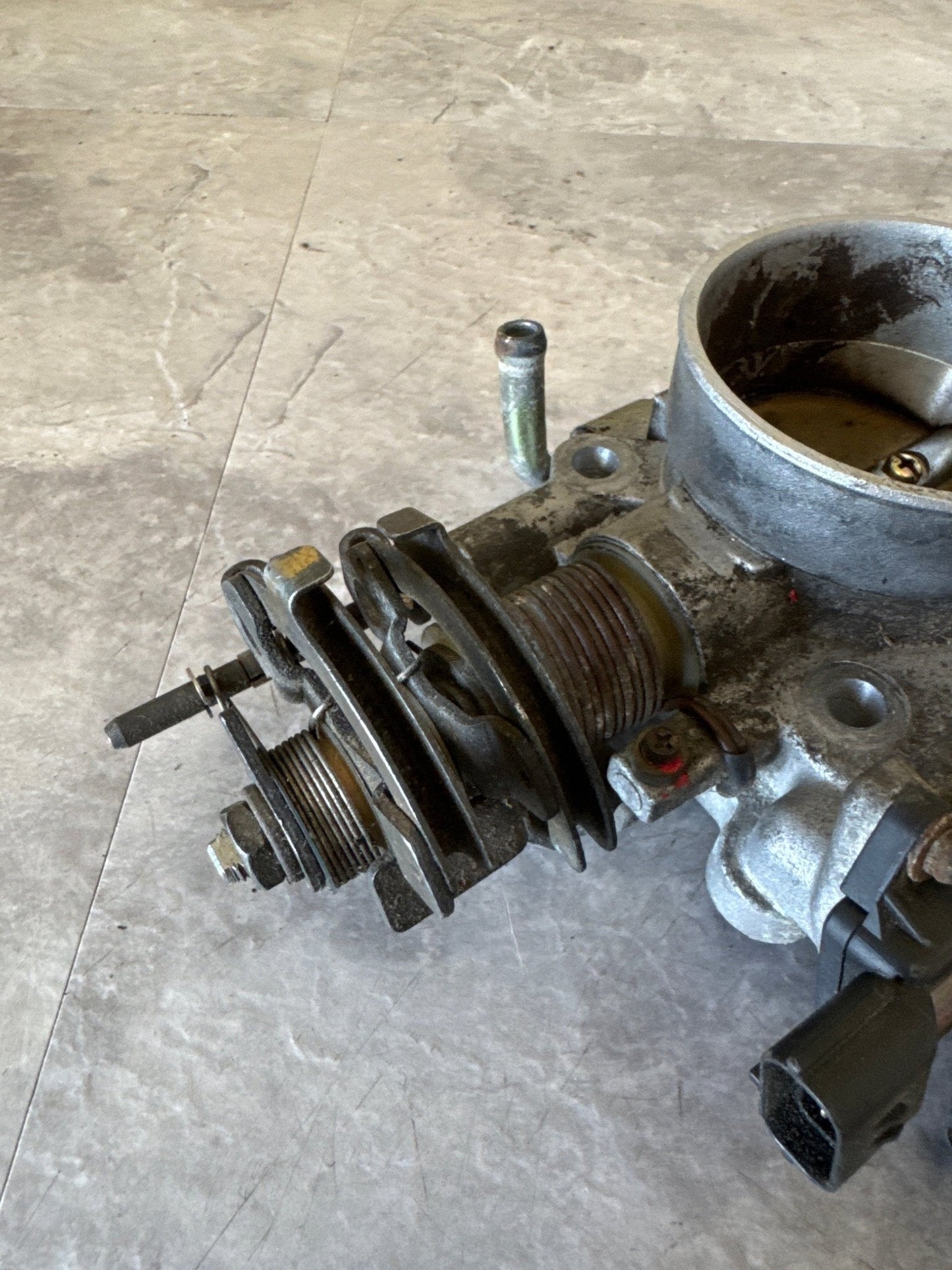 OEM 02-04 Subaru WRX Throttle Body Assembly 16114AB023 (02 WRX) (2)