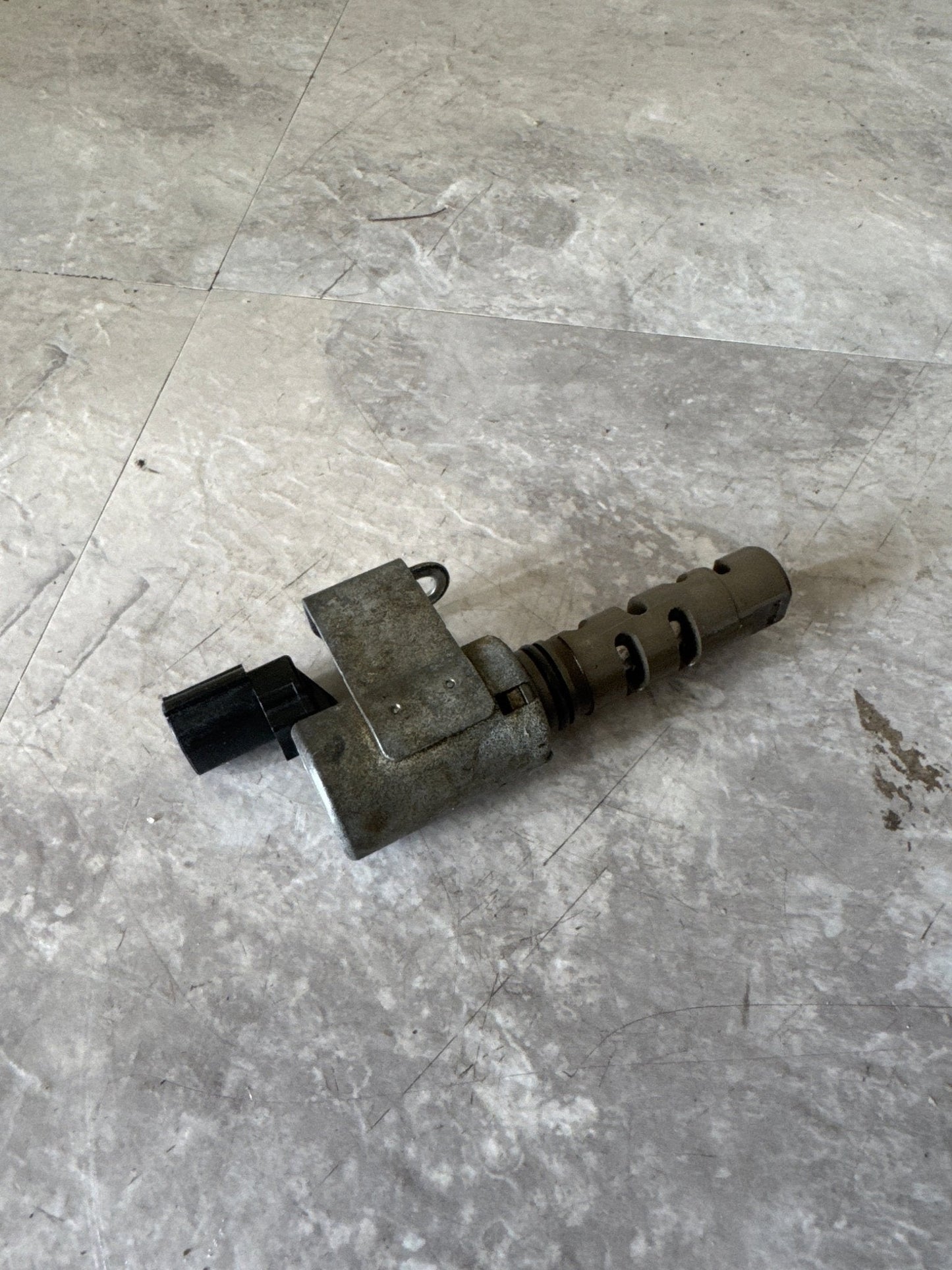 2008 -2021 Subaru Oil Control Valve OEM OCV K2-w lower exhaust vvt sensor AVCS OCV