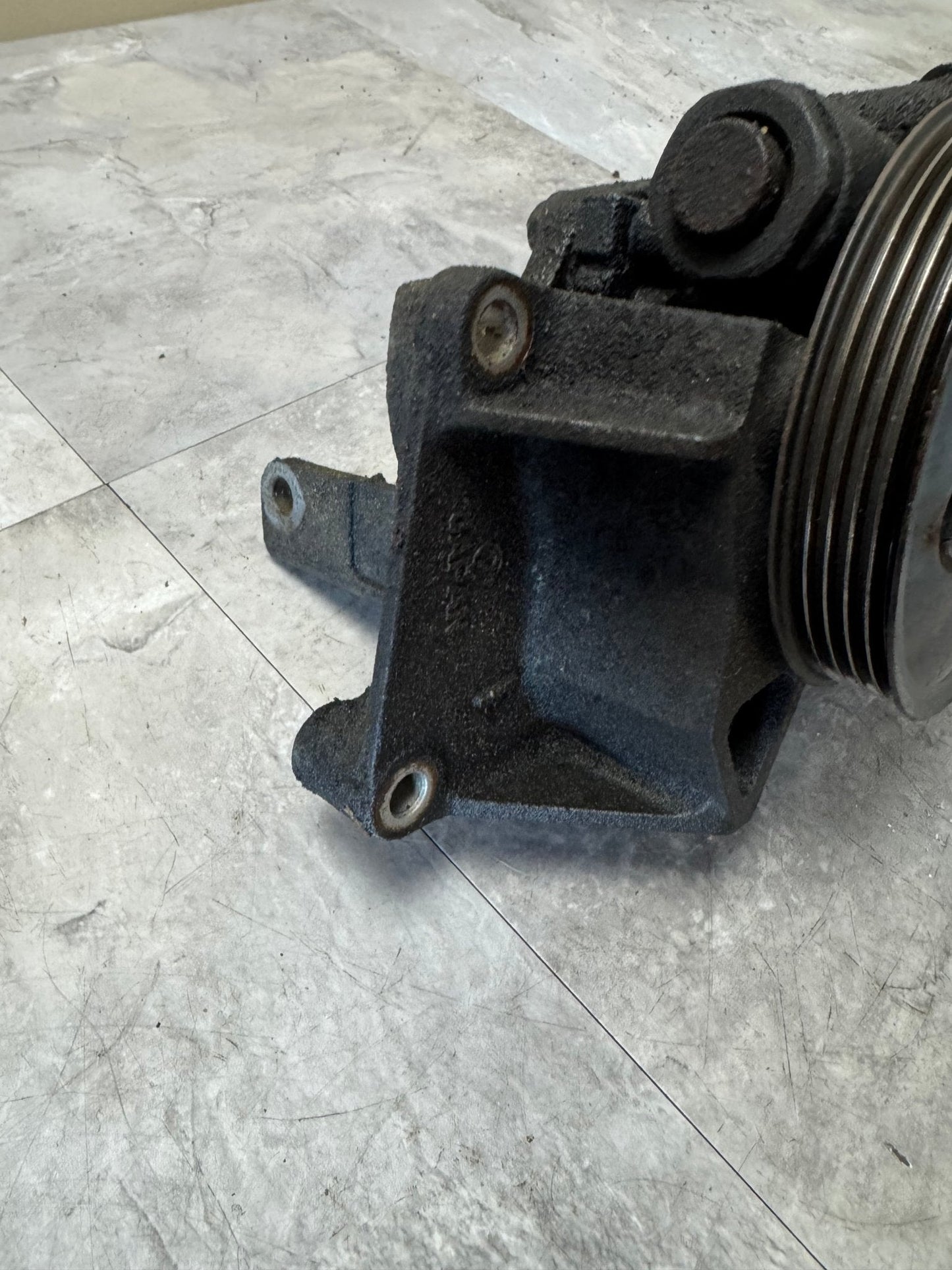 Subaru OEM 2004-2007 Subaru Impreza WRX STi Power Steering Pump Assy 34430FE042 w/ Mount