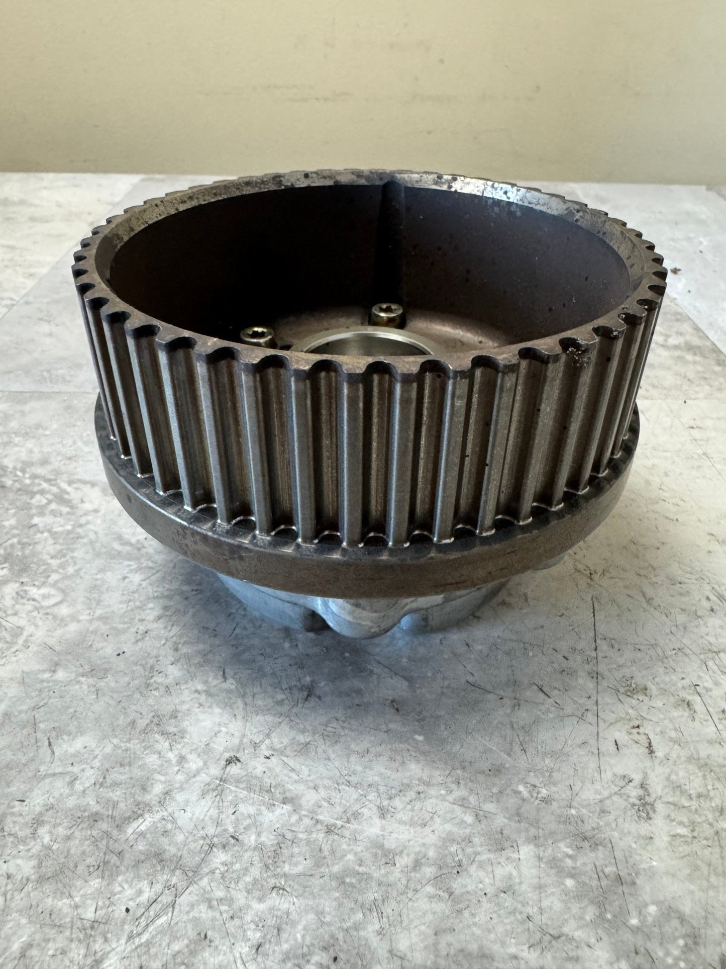 OEM 13320AA000 Intake Camshaft Sprocket Gear RH Right AVCS For 04-05 FXT/STi/OBXT/LGT/EJ