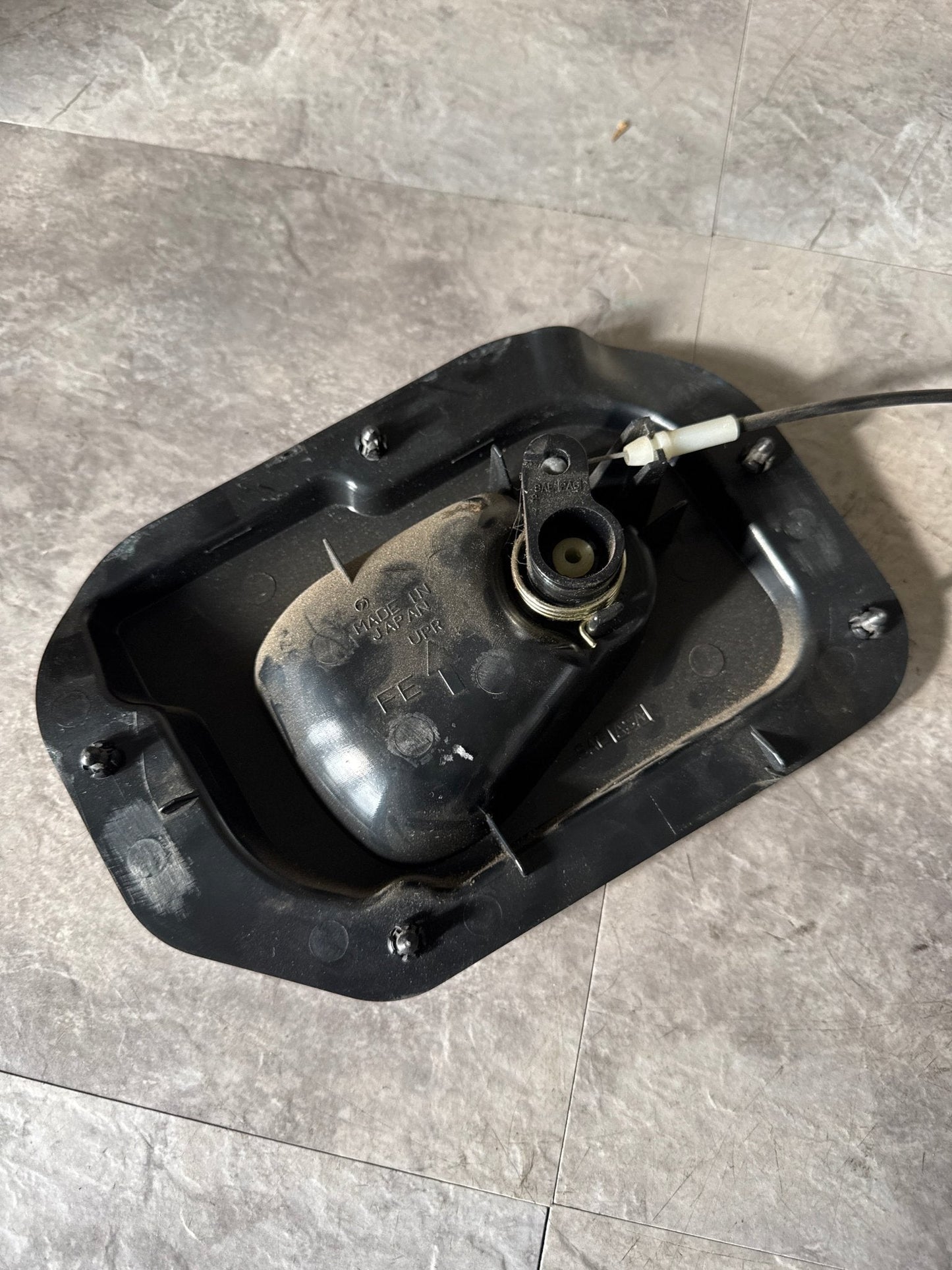 Subaru Impreza WRX 02-07 Trunk emergency interior release handle w/ cable