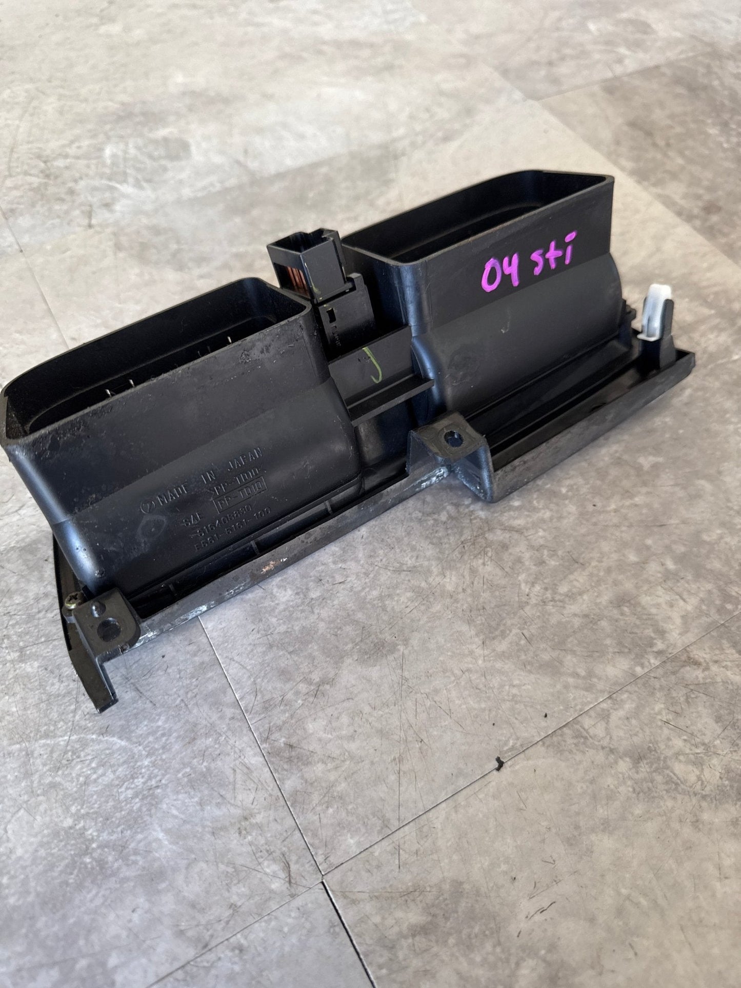 02-04 SUBARU IMPREZA WRX STi CENTER VENT CENTER DASH VENT AC HEATER OEM (04 STi)