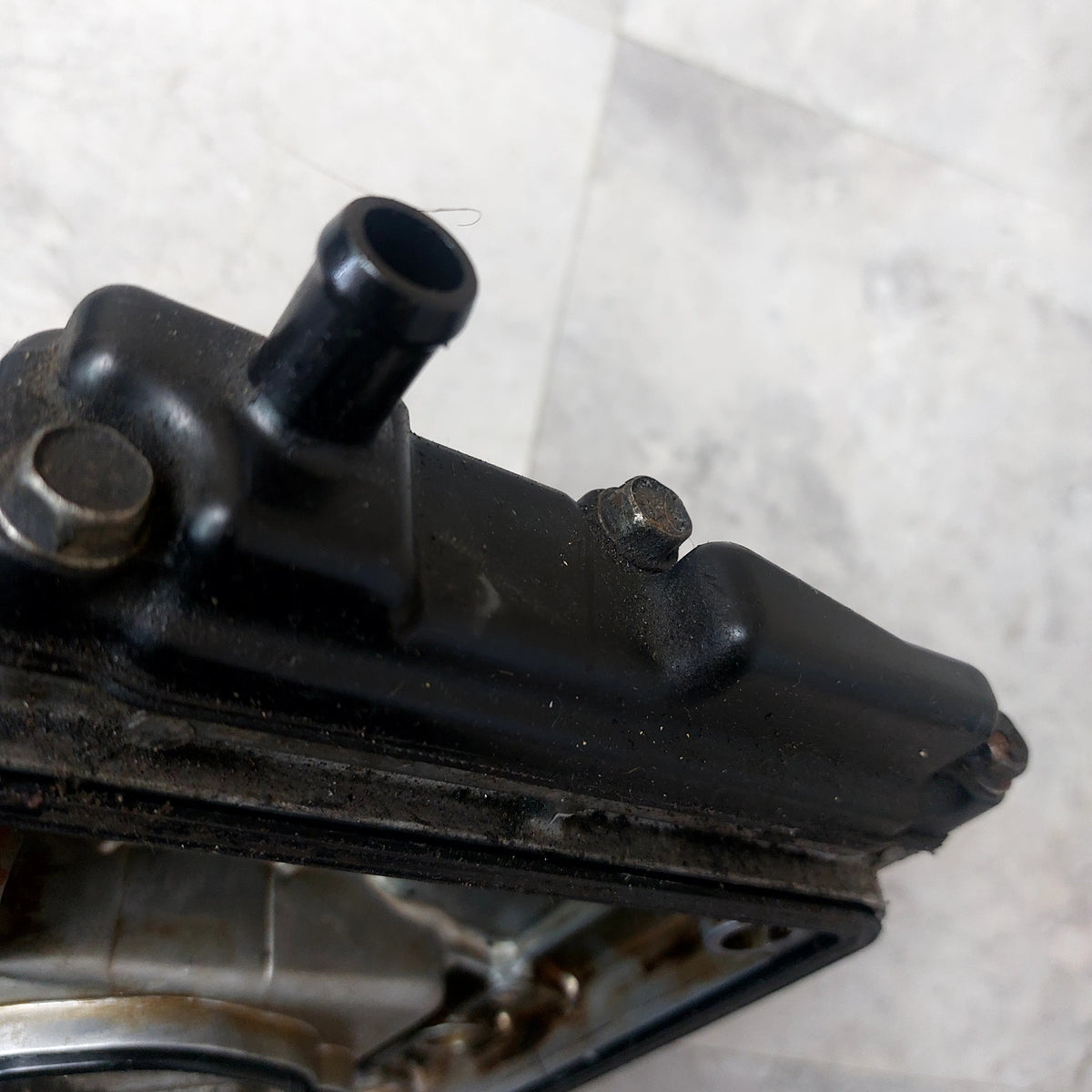 2002-2005 Subaru WRX Valve Cover OEM RH Pass Side Ej205 68T-R