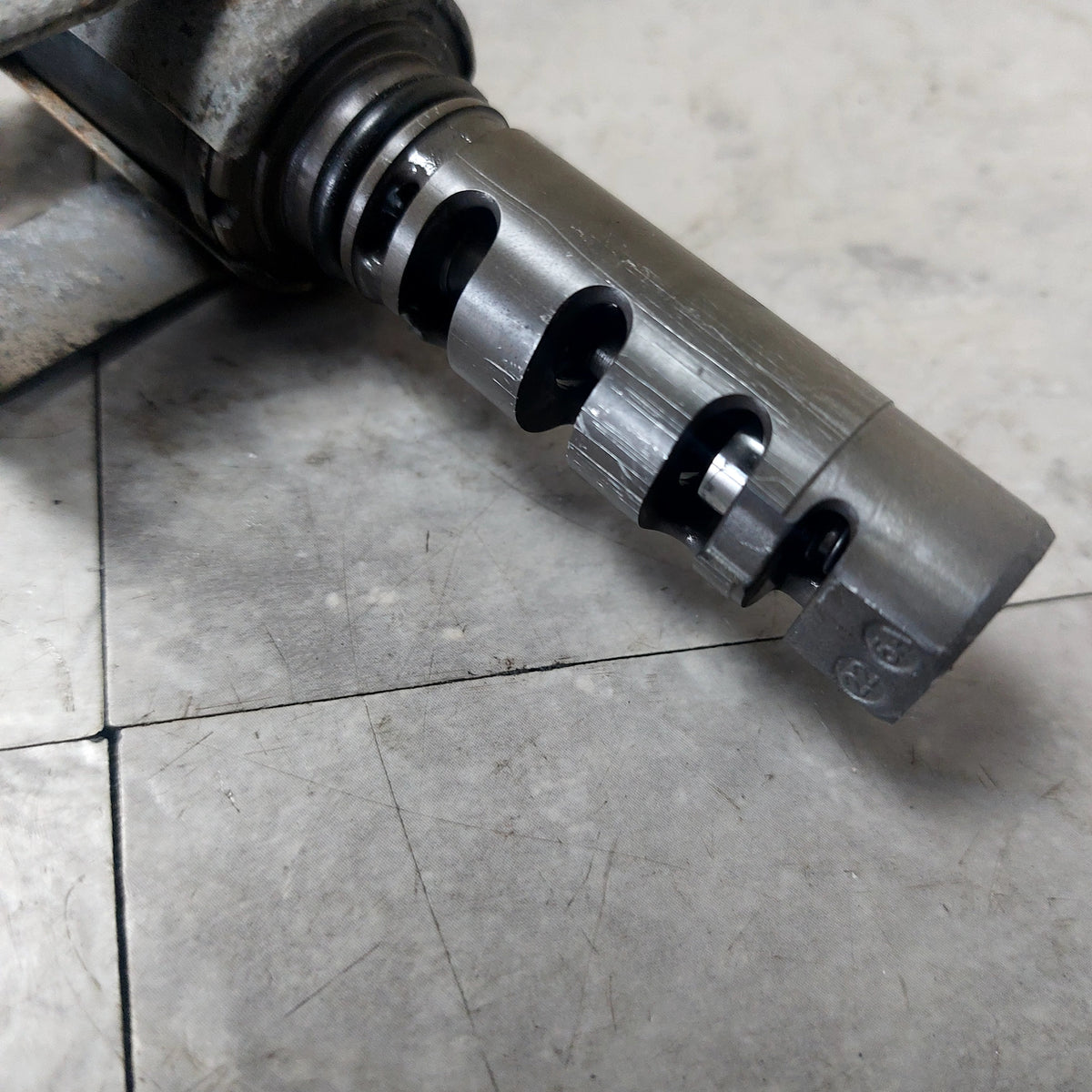 Subaru WRX STi Forester AVCS Oil Control Valve Solenoid LGT XT
