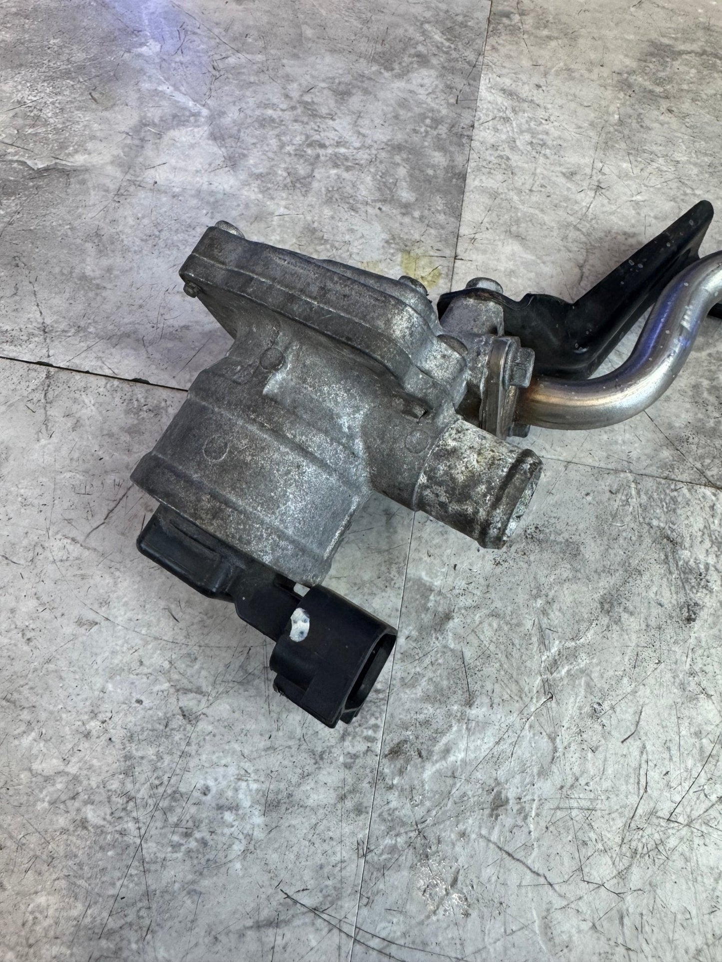 2004-2007 Subaru WRX STi OEM EGR Pump Secondary Air Pump With Tube And Bracket / G1