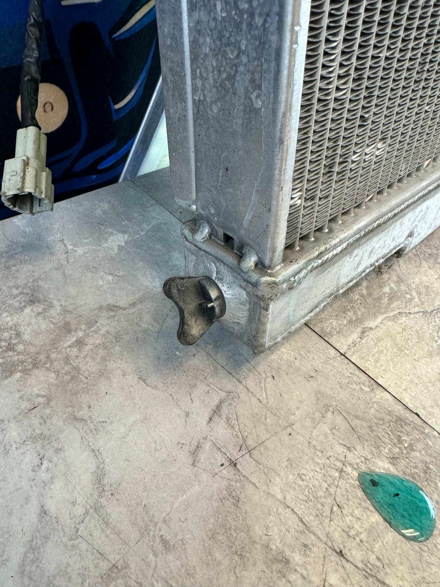 2002-2007 Subaru STi WRX Yonaka All Aluminum Radiator With Aluminum Fan Shroud And Fans R1