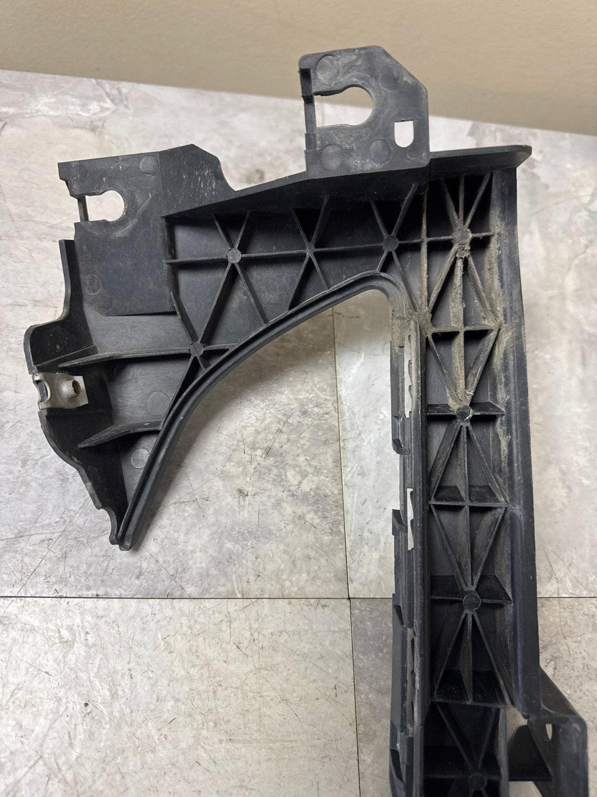 2015-2017 Subaru WRX STi OEM Front Drivers Side Corner Support Bracket LH J4