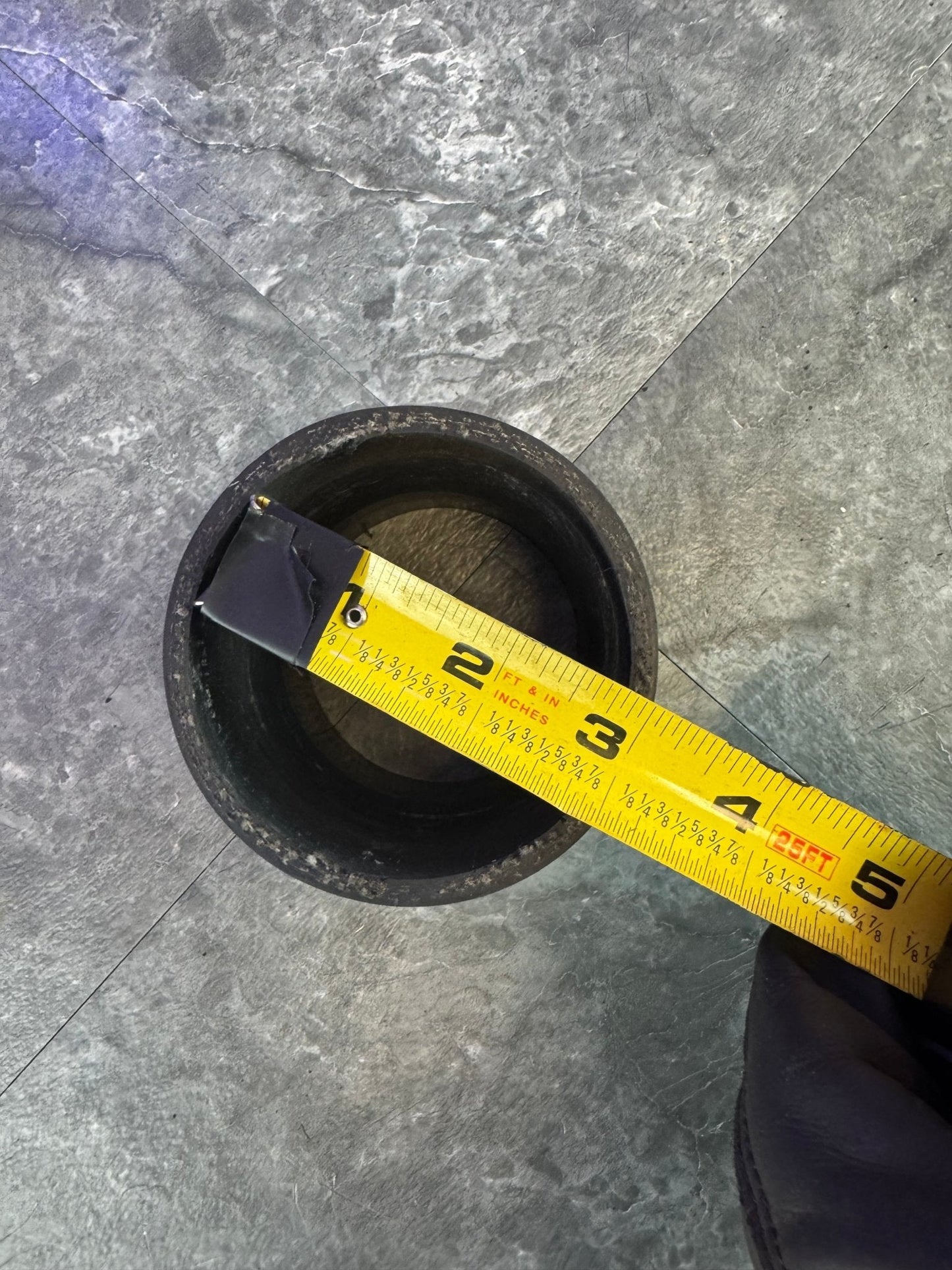 Silicone Coupler 2.5" to 2.75" Adapter