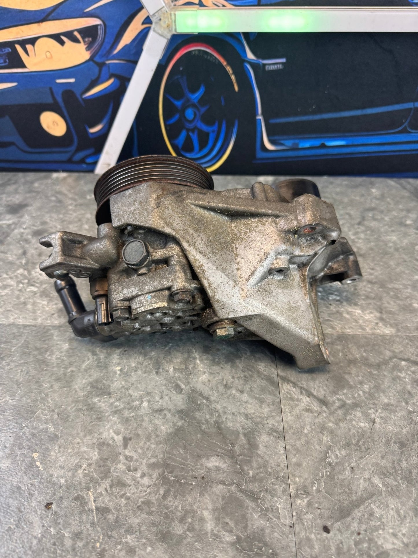 2010-2012 Subaru Legacy OEM Power Steering Pump With Bracket
