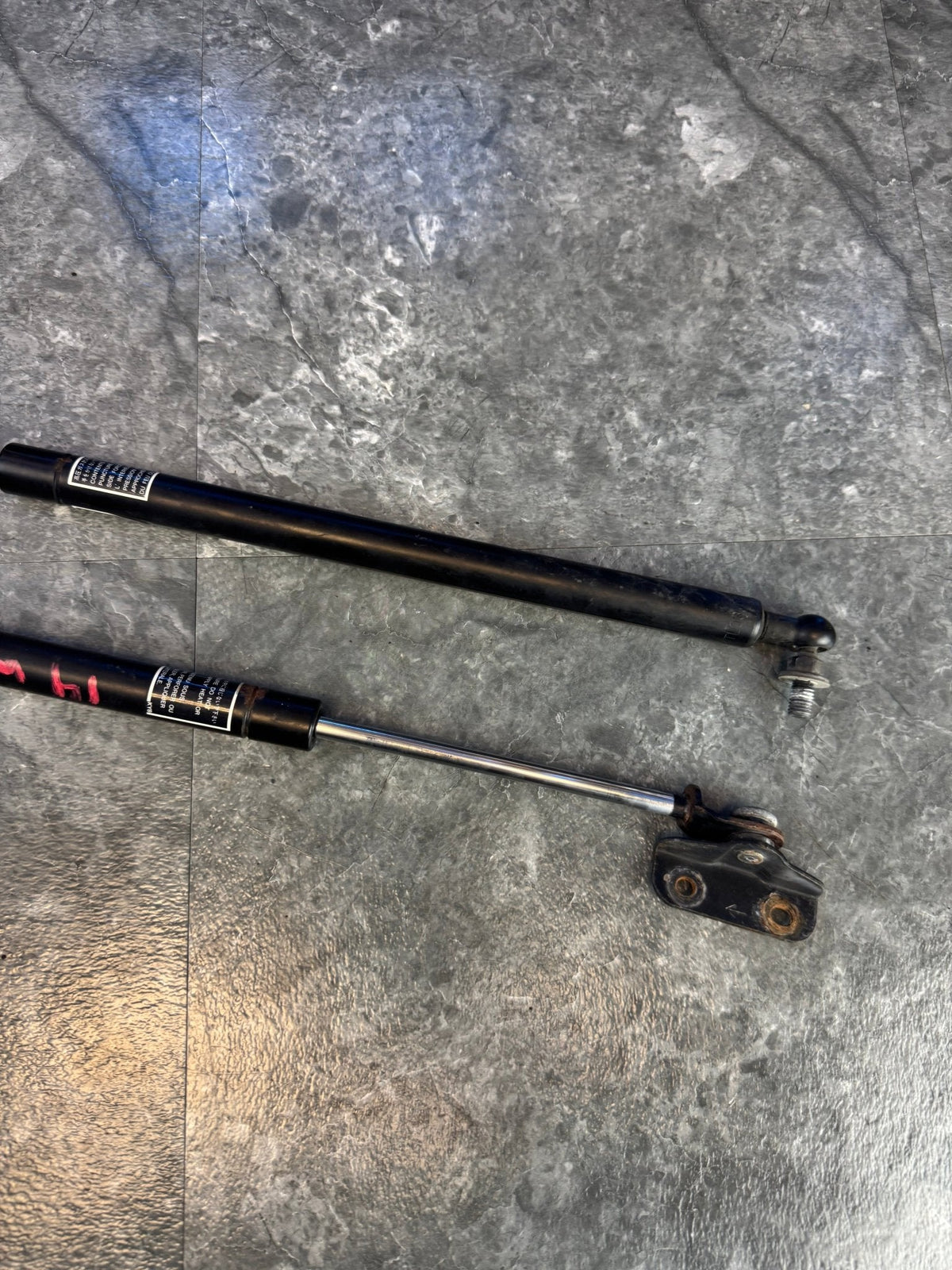 2008-2014 Subaru Impreza WRX STi OEM Hydraulic Hood Struts Assembly