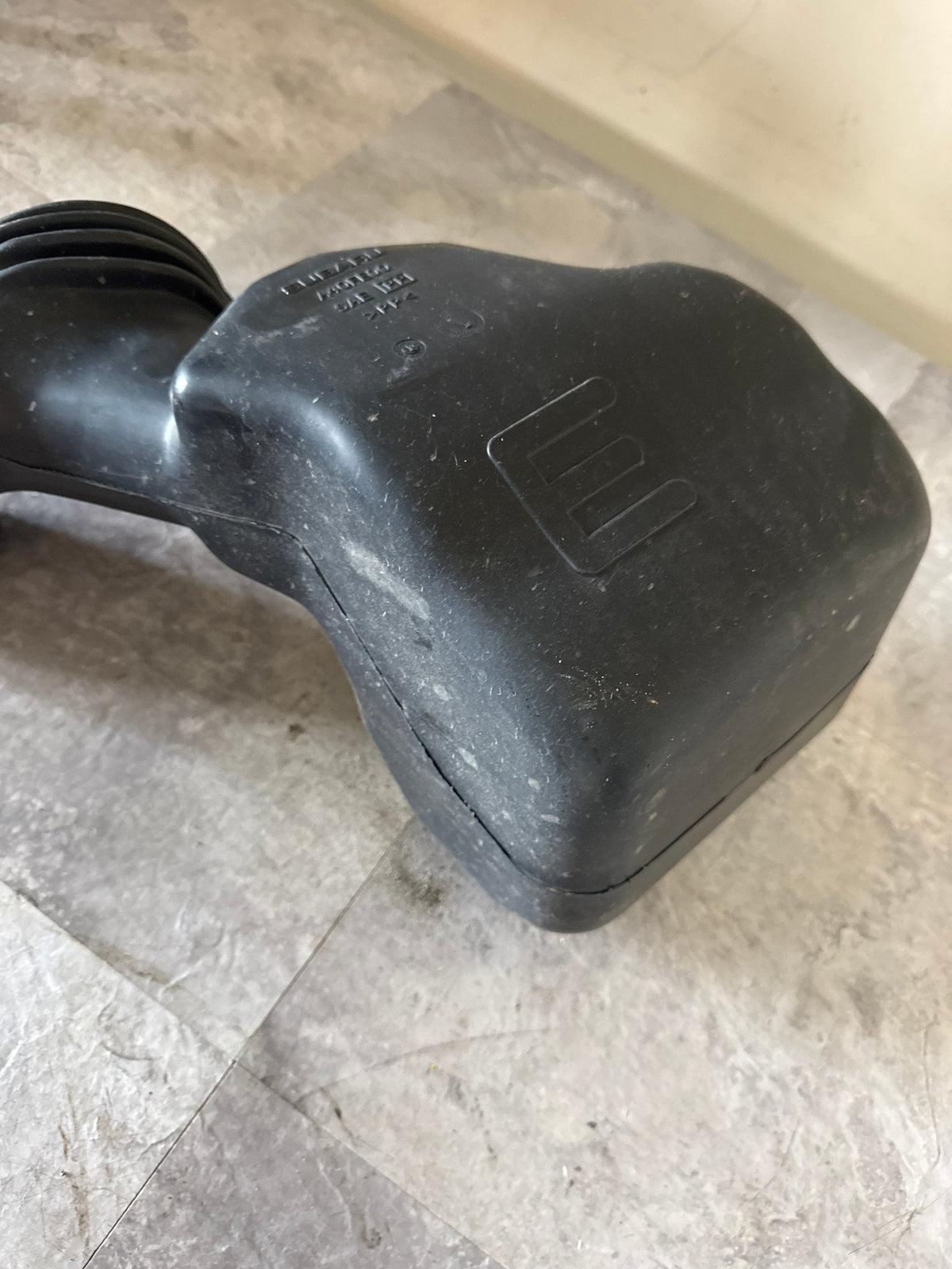 2002-2004 Subaru WRX STI OEM Air Intake Box Snorkel Silencer Resonator Chamber
