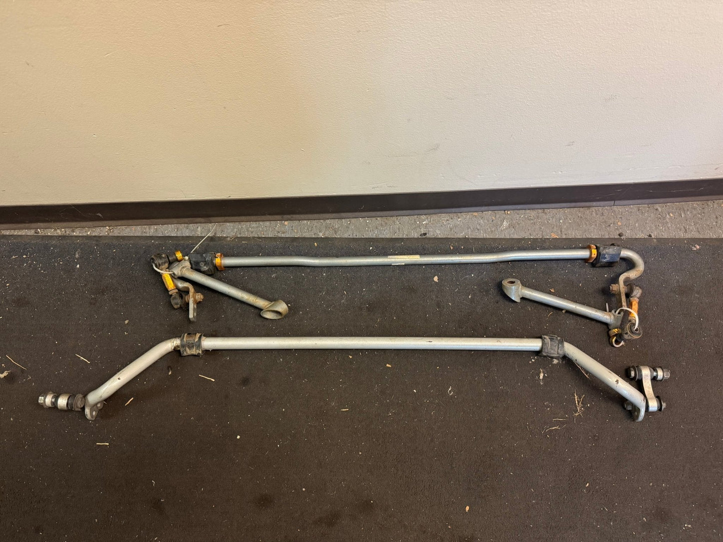 2015-2021 Subaru WRX STi Whiteline Front And Rear Swaybar Kit With Links