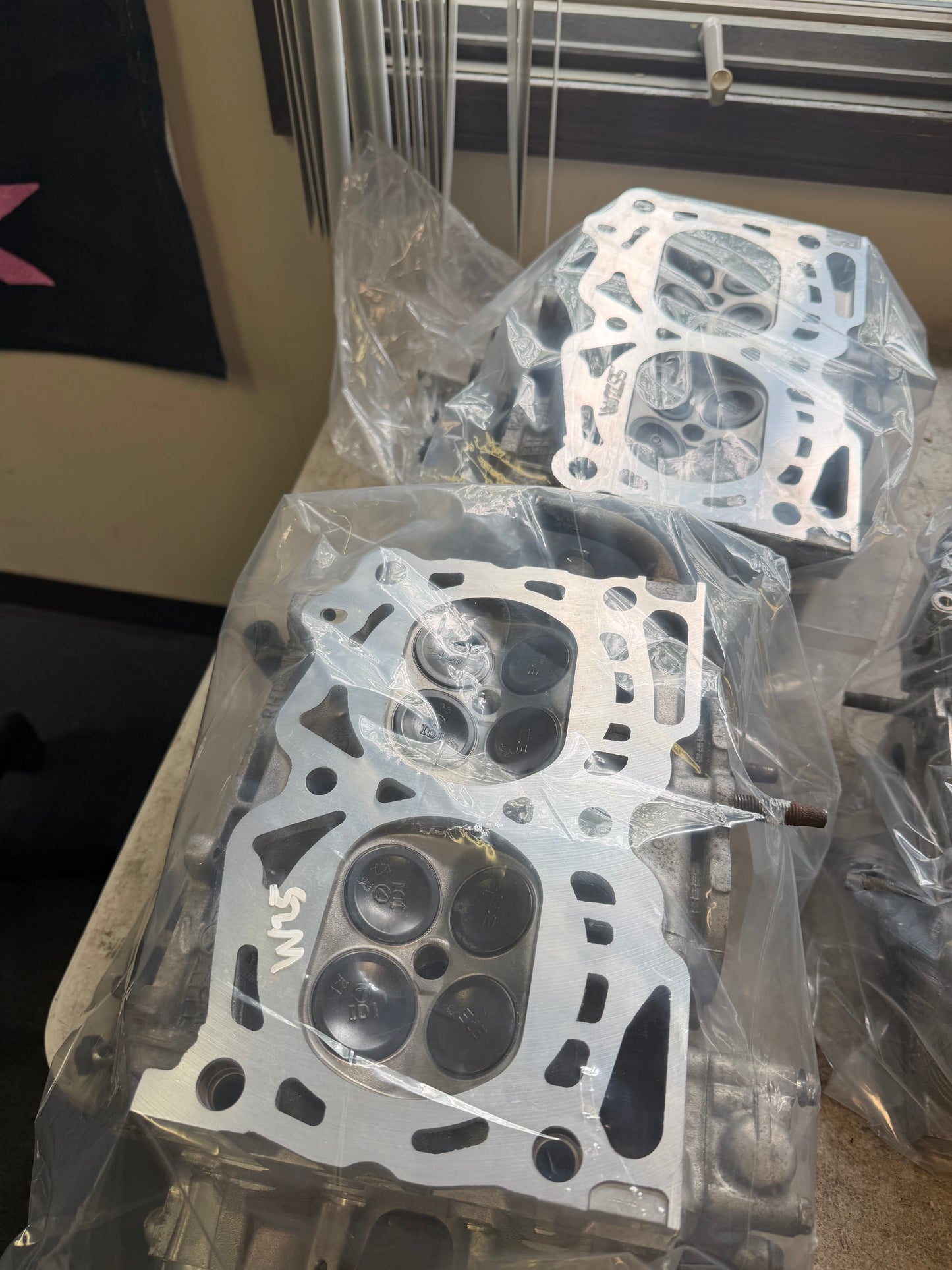 W25 OEM 2008 - 2021 Subaru STi DAVCS cylinder heads w/ oem camshafts RE BUILT