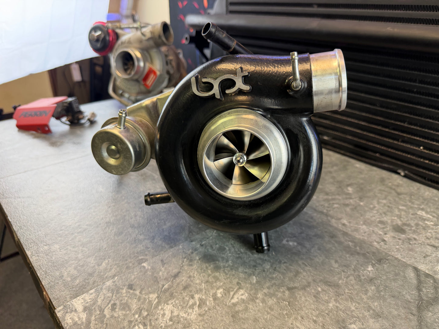 BTP blouch 1.5 XTR xt-r stock location turbo Subaru STi & wrx ball bearing billet 2.5 β inlet 10 cm