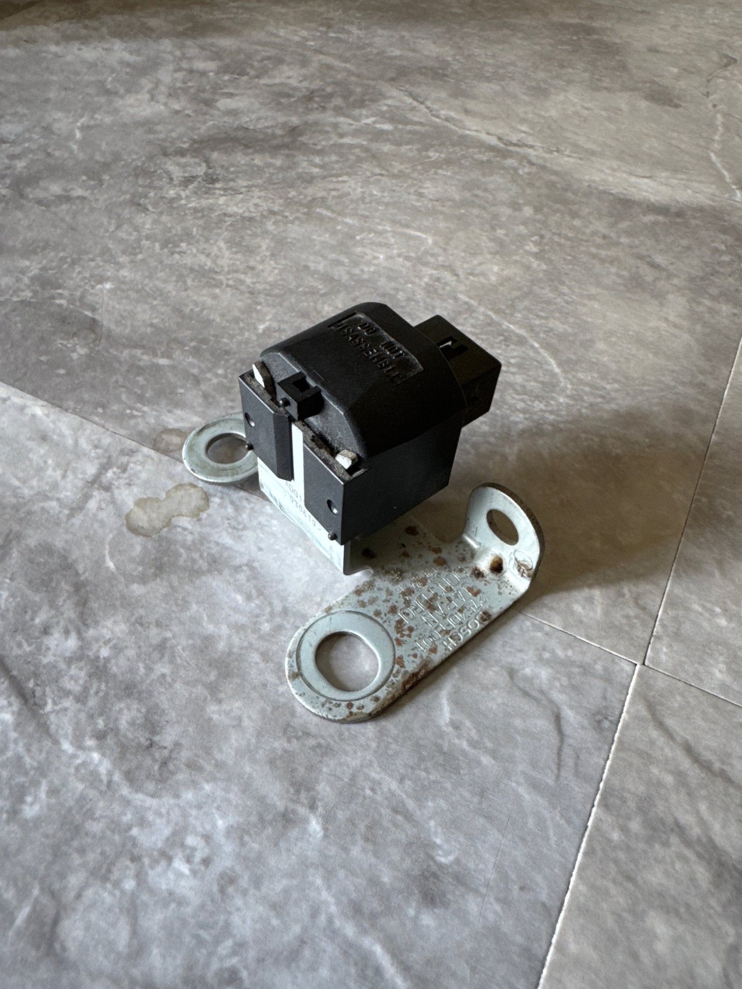 2004 Subaru Impreza WRX STI G Sensor Lateral Directional G-Sensor 27540FE001 04