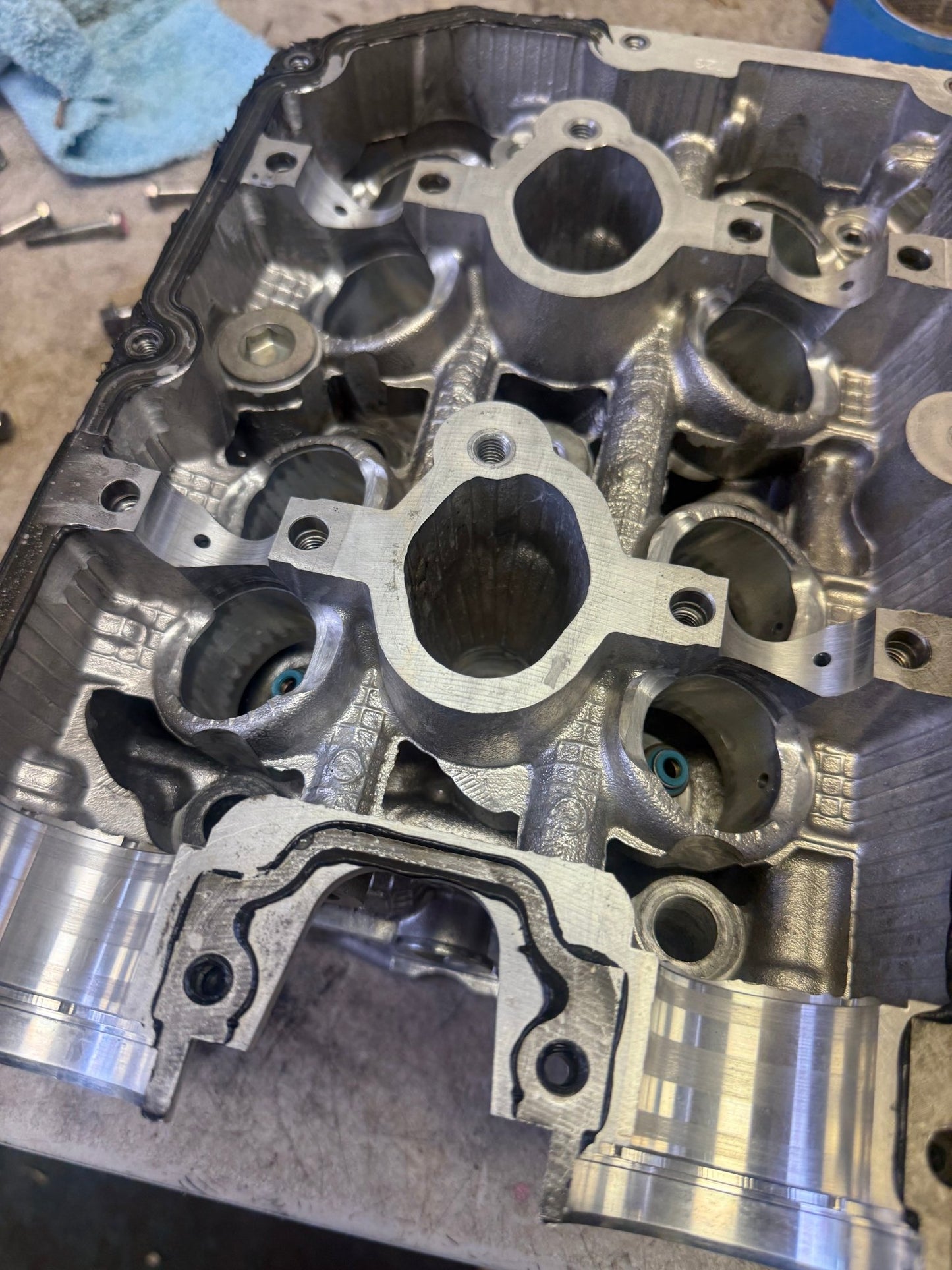 Metro performance race port SAVCS built cylinder heads v25b port polish 14 mm drilled ( like iag & outfront )