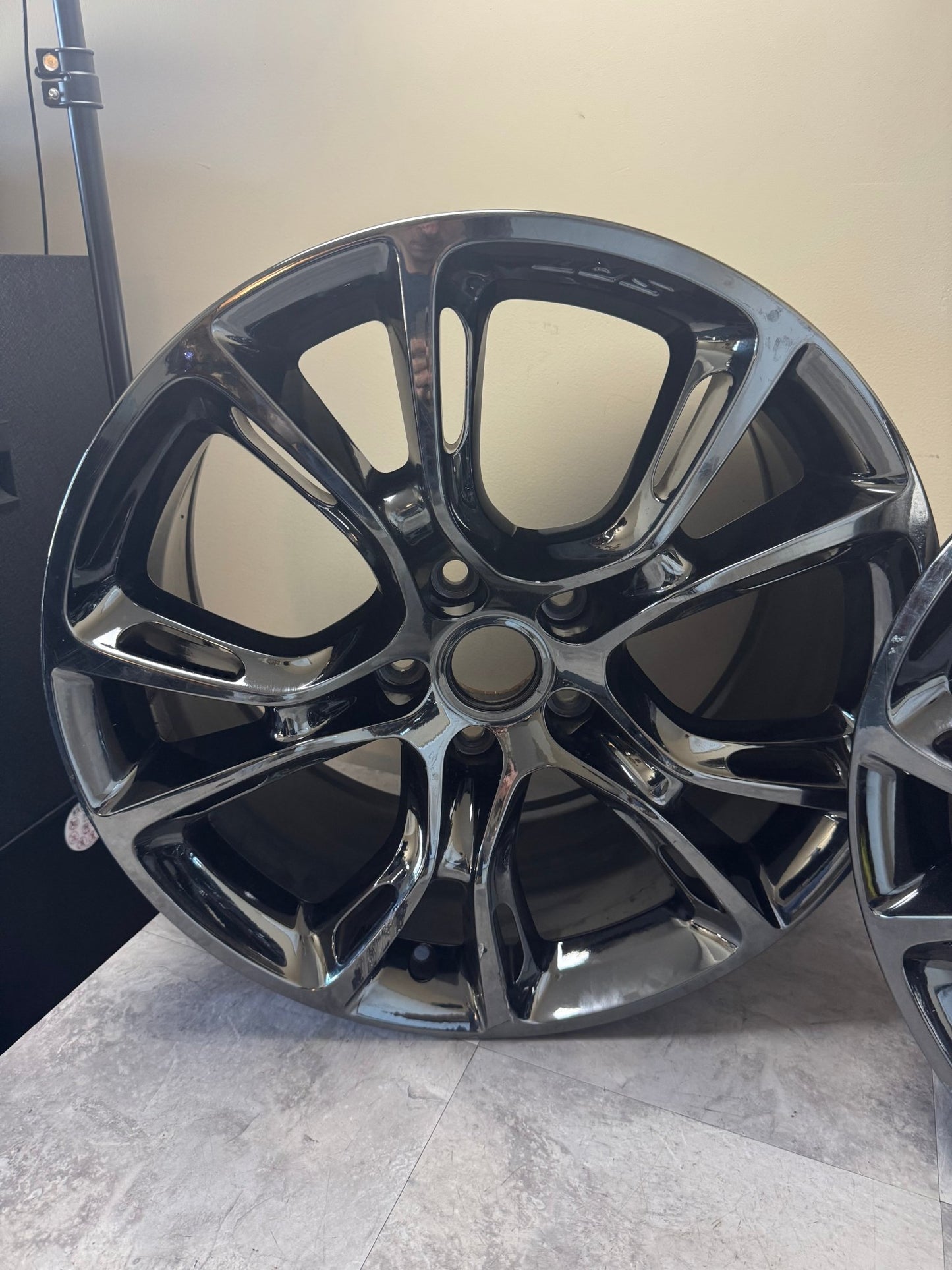 Jeep Grand Cherokee SRT OEM Factory 20" wheels rims gloss black 5x5 20x10 Only 2 Wheels