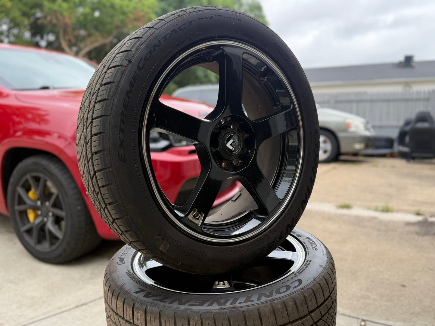 Motegi Mr 116 wheels rims 2002-2014 Subaru wrx 5x100 w/ continental 225/45zr17 tires