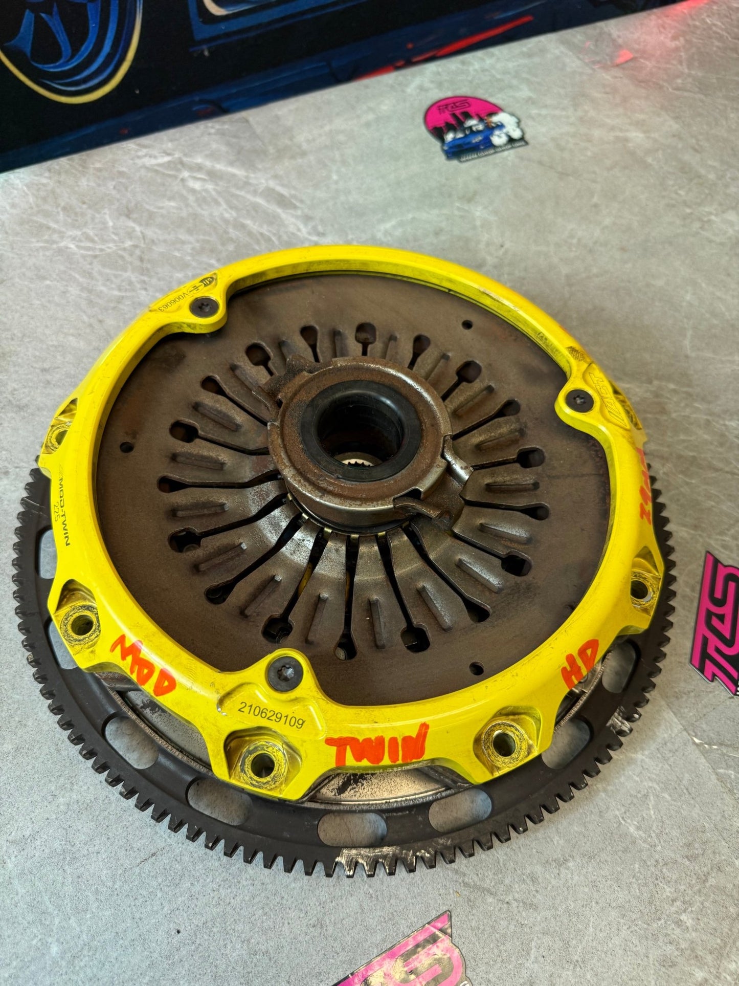ACT mod-twin 225 heavy duty sprung clutch kit Subaru STi & wrx 6 speed