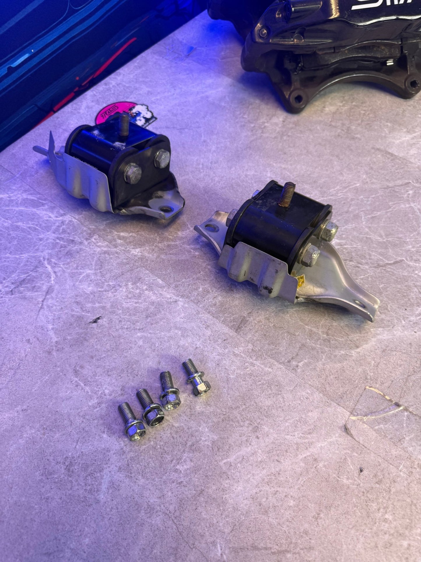 TORQUE SOLUTIONS engine mounts with oem mount plates & bolts Subaru wrx & STi