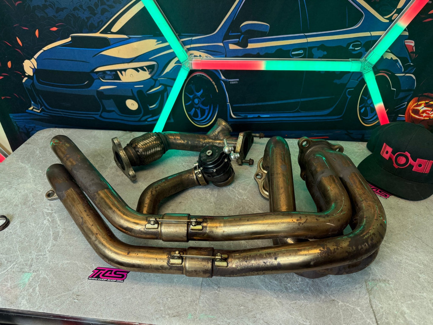 TOMEI UNEQUAL LENGTH HEADER & TIAL 38 MM EWG KIT WASTEGATE SUBARU STI & WRX