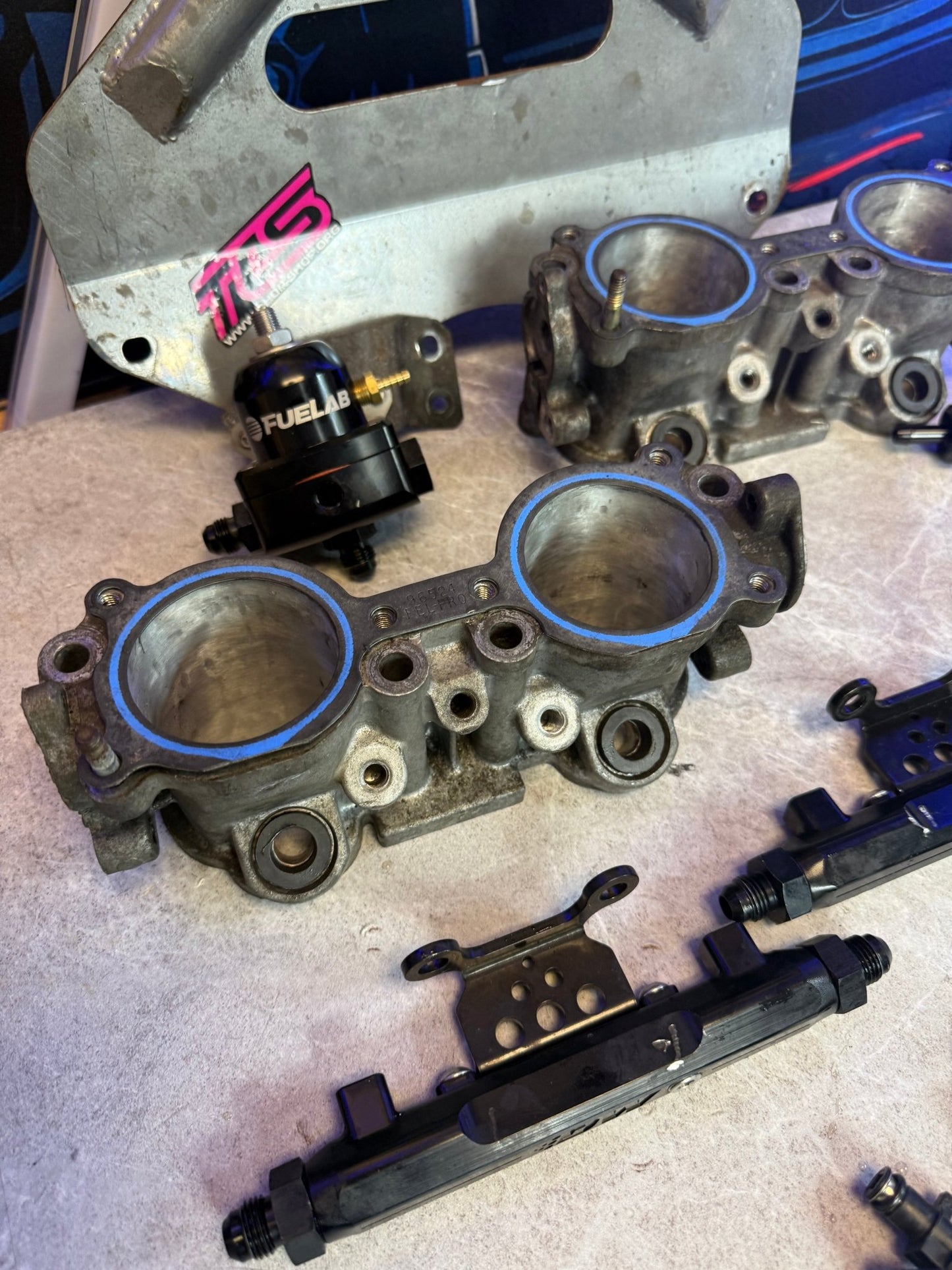 DW fuel kit “ side feed conversion “ 2004 - 2006 SUBARU STi & 2002 - 2007 WRX TGV’s , LINES , FUEL LAB FPR & 1200 CC injectors