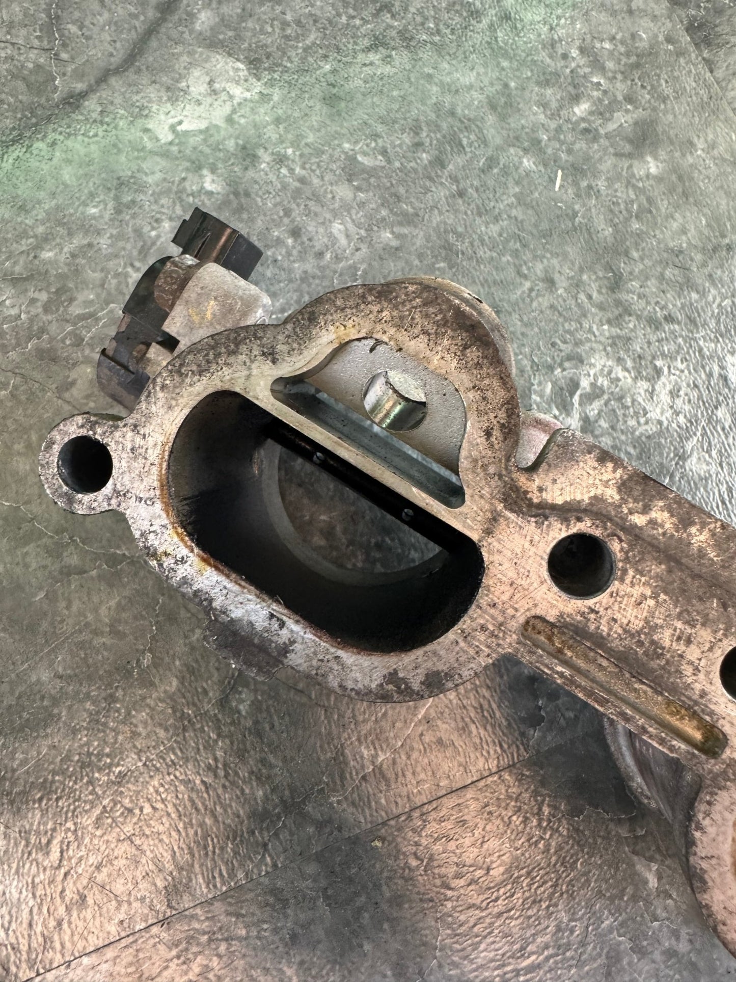 2004-2006 Subaru Impreza WRX STi OEM Engine Intake Manifold TGV Assembly Tumble Generator Valve Side Feed