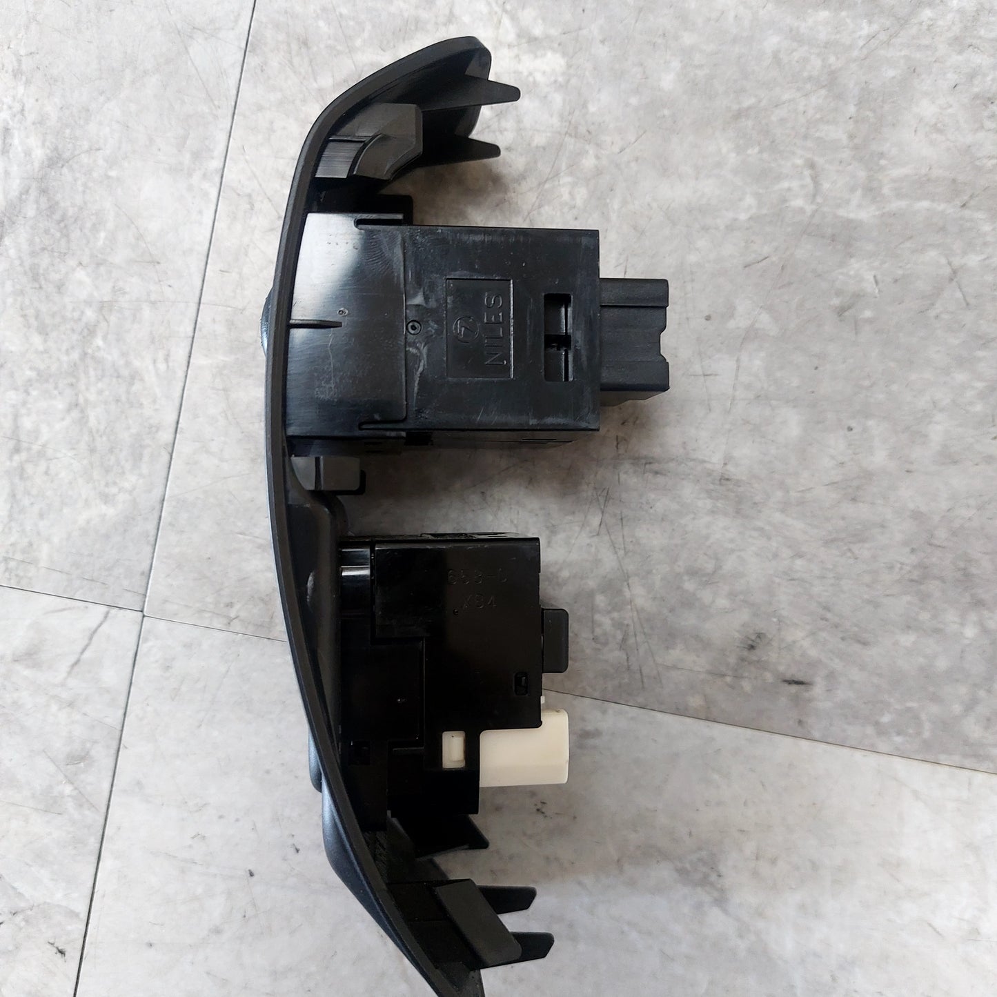 OEM 2008-2014 Subaru Impreza WRX STI Dimmer Mirror Control Switch 88002FG000
