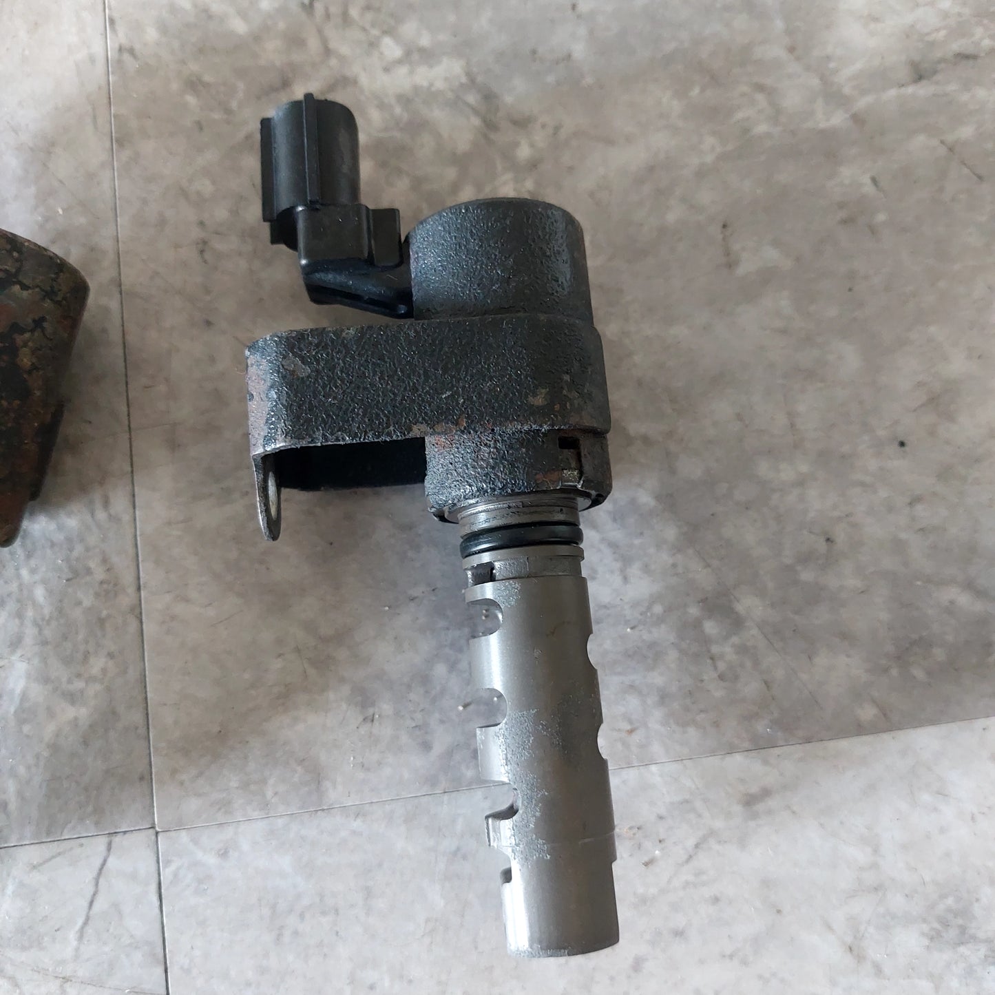 OEM Intake Single AVCS Solenoids Oil Control Valve OCV Subaru 06-14 WRX