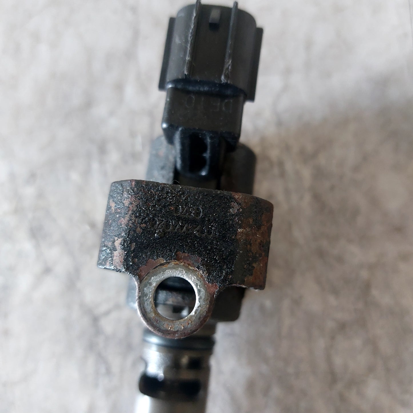 OEM Intake Single AVCS Solenoids Oil Control Valve OCV Subaru 06-14 WRX