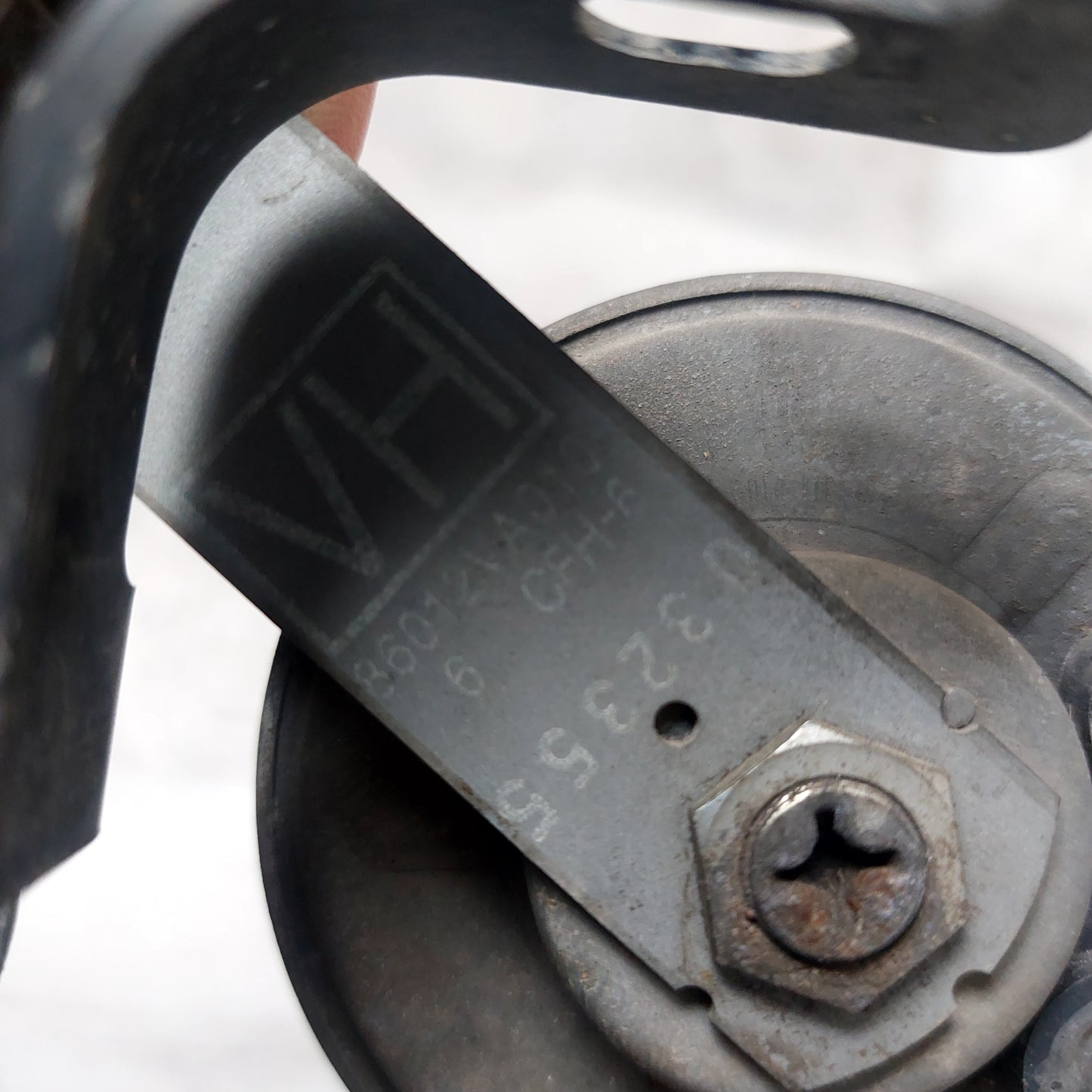 OEM 2015-2021 Subaru WRX STi High Pitch Horn w Bracket