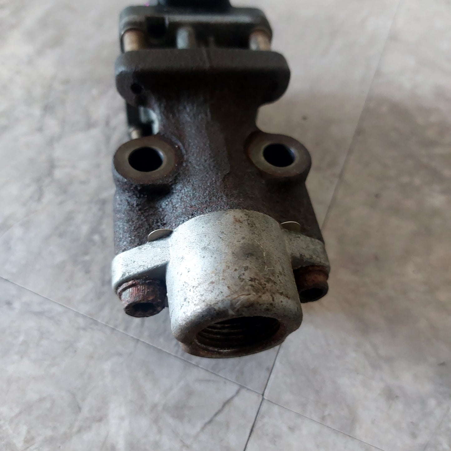 OEM 2010-2012 Subaru Legacy Outback EGR Valve
