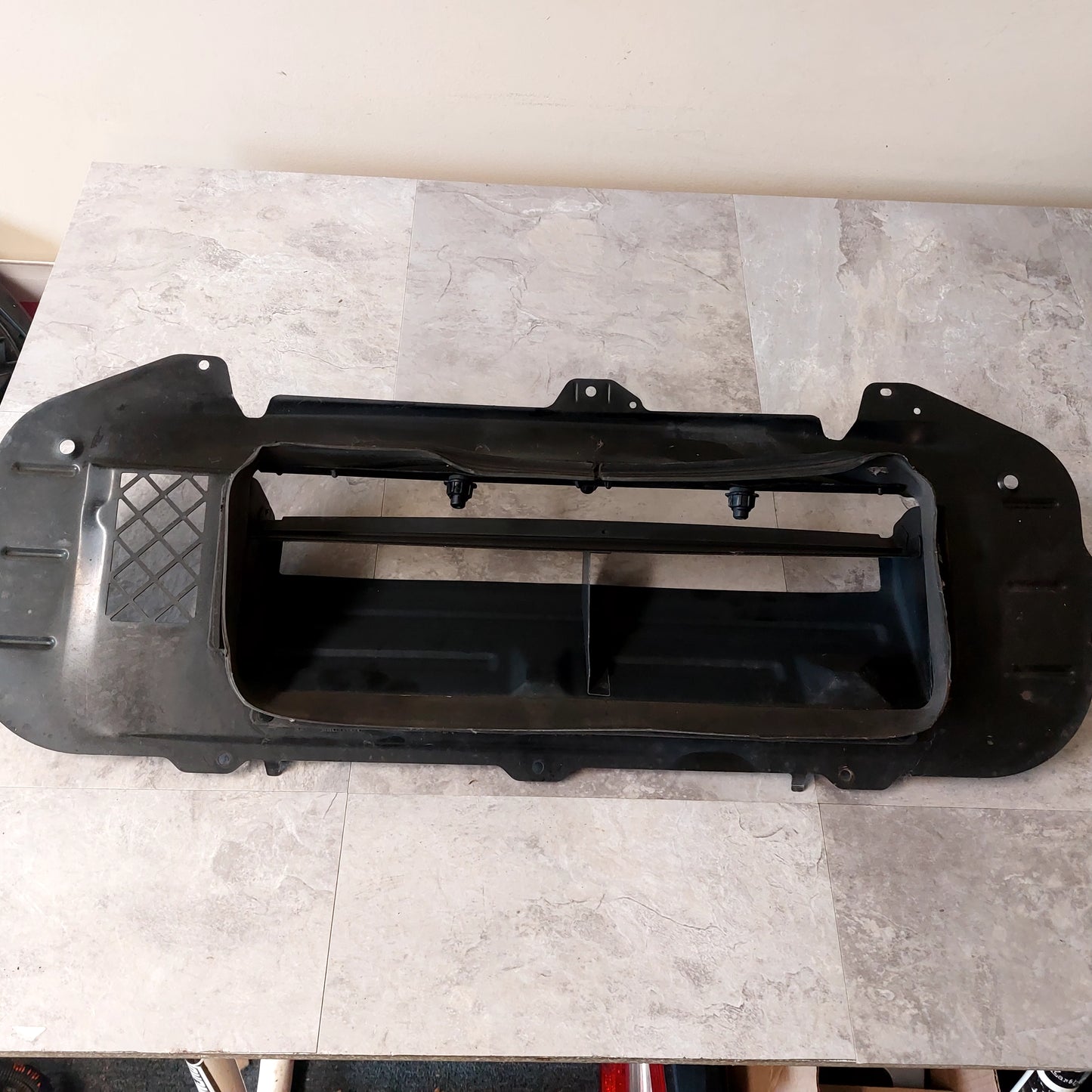 OEM Hood Scoop Splitter 2004-2005 Subaru Impreza WRX STi Additional Spray Nozzles Added