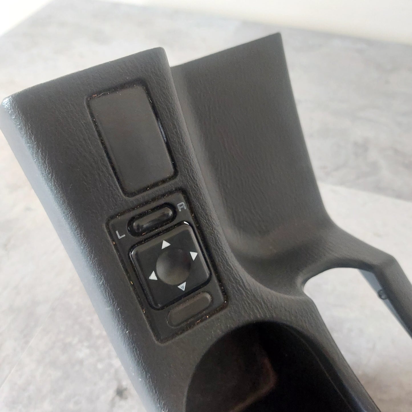 OEM 2002-2004 Subaru Impreza WRX Center Console Cup Holder E Brake Trim w Window Switch
