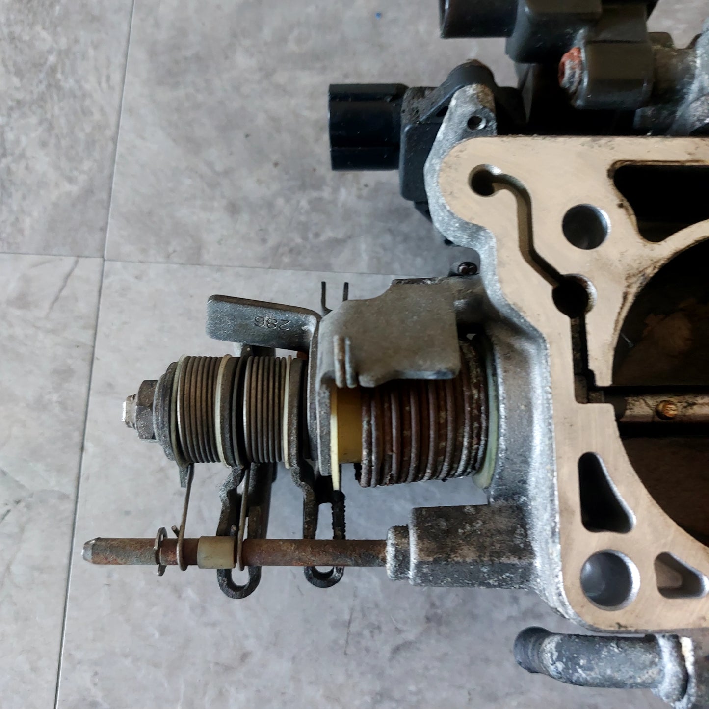 OEM 2002-2005 Subaru Impreza WRX Throttle Body Assembly