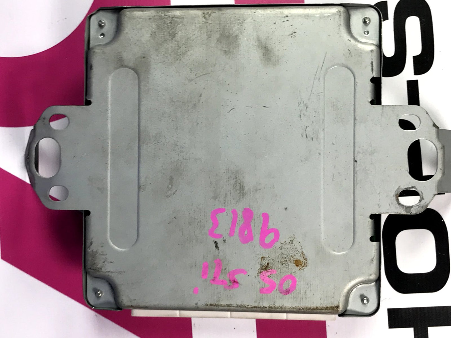 2005 Subaru Impreza WRX STi ECU Module 22611AJ931