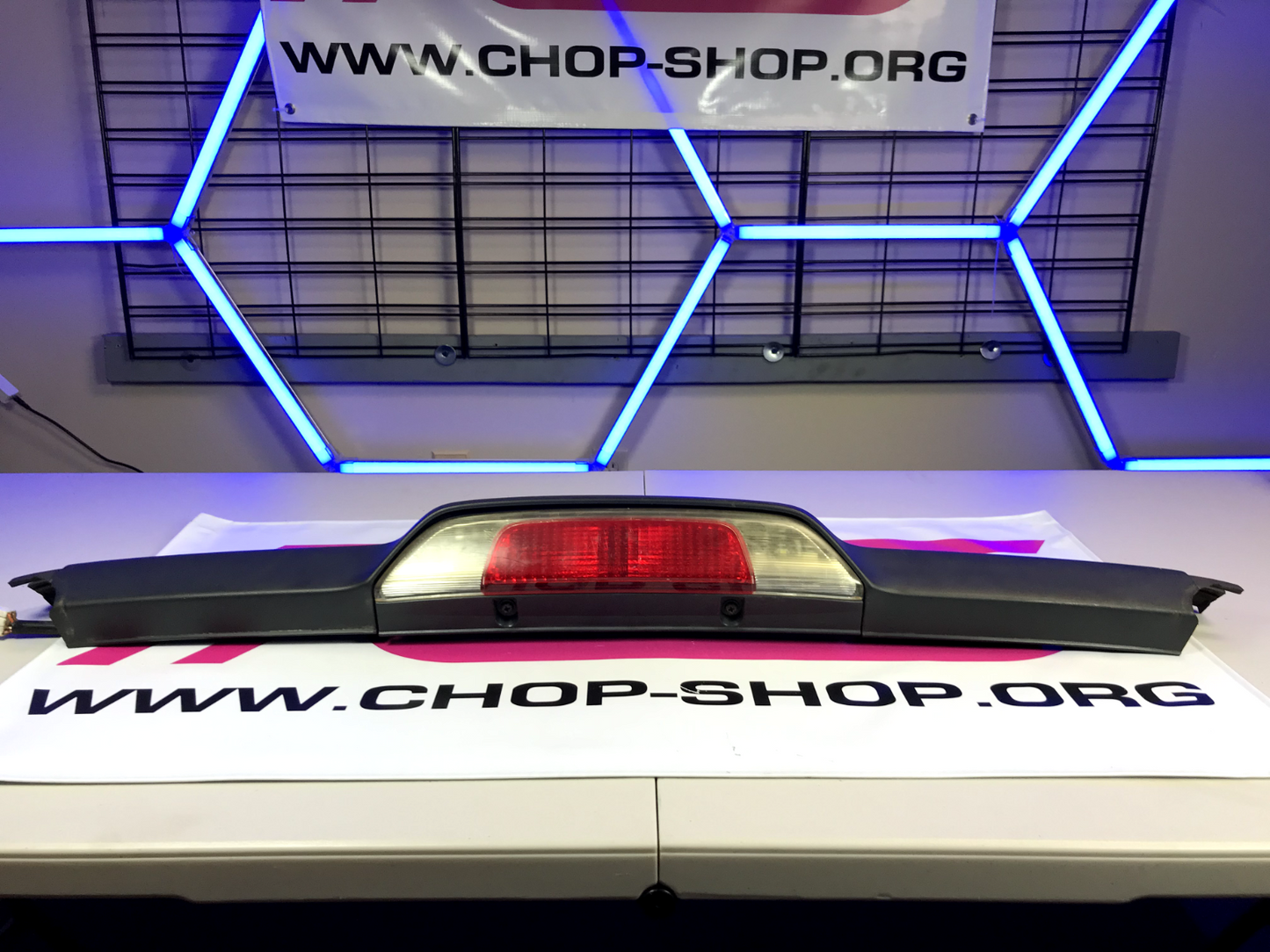 Third Brake Light and trim cover molding for 2005 Subaru Baja